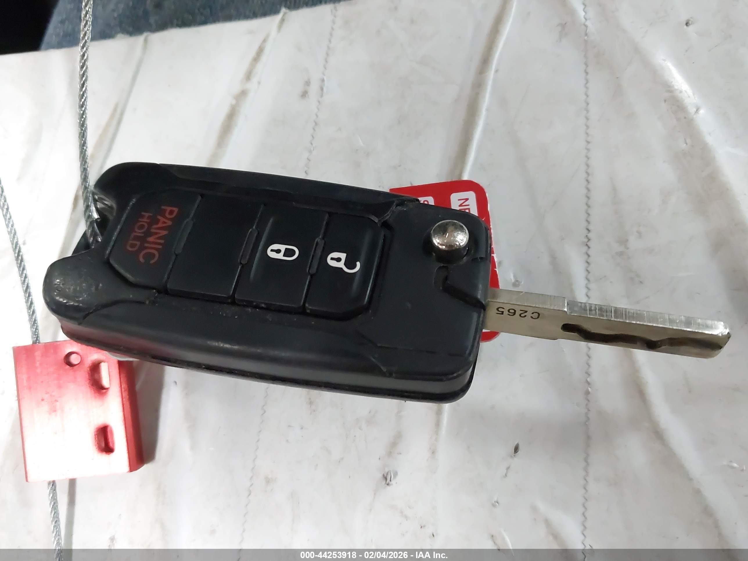 JEEP RENEGADE image 11