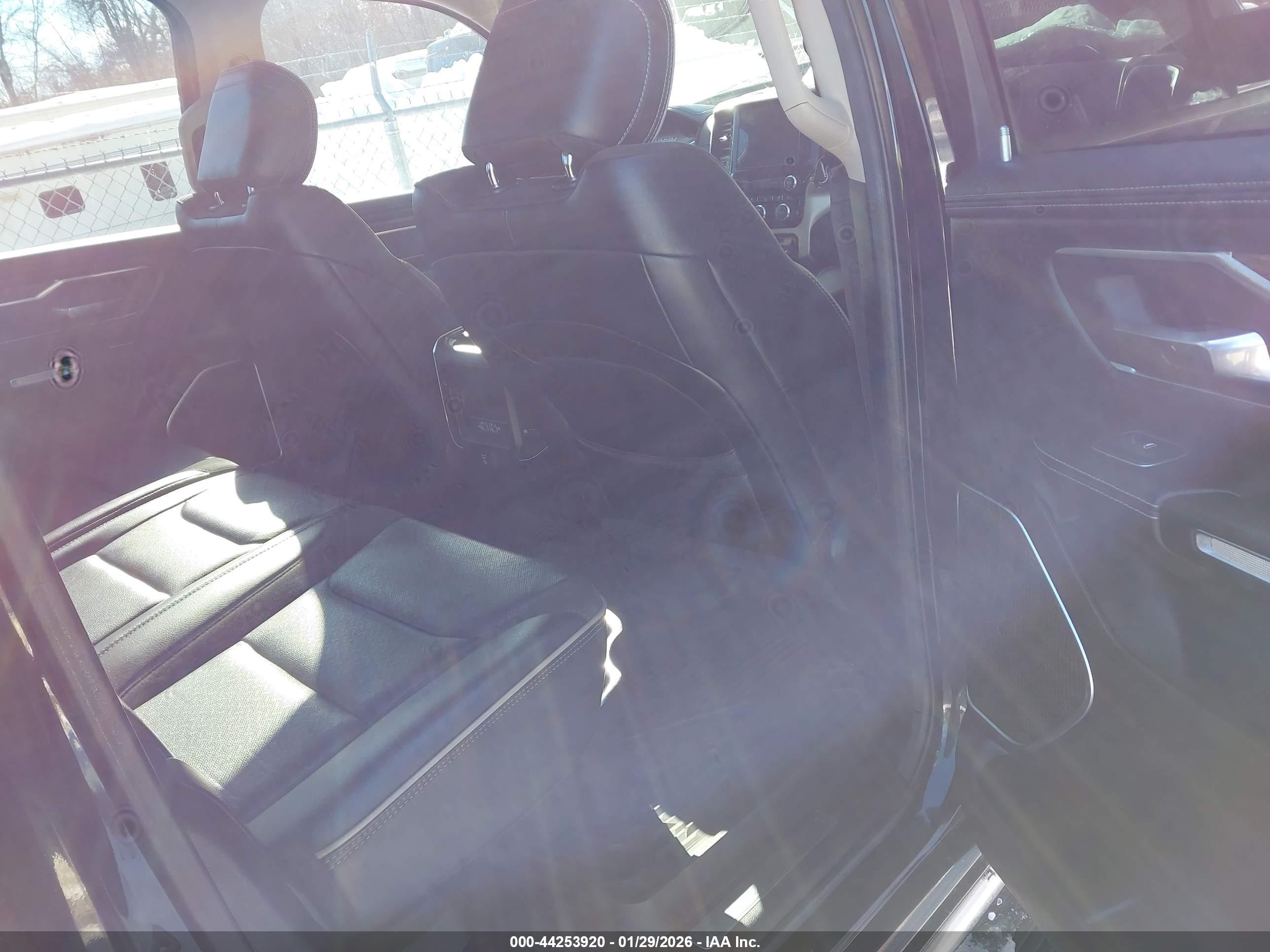 RAM 1500 image 8