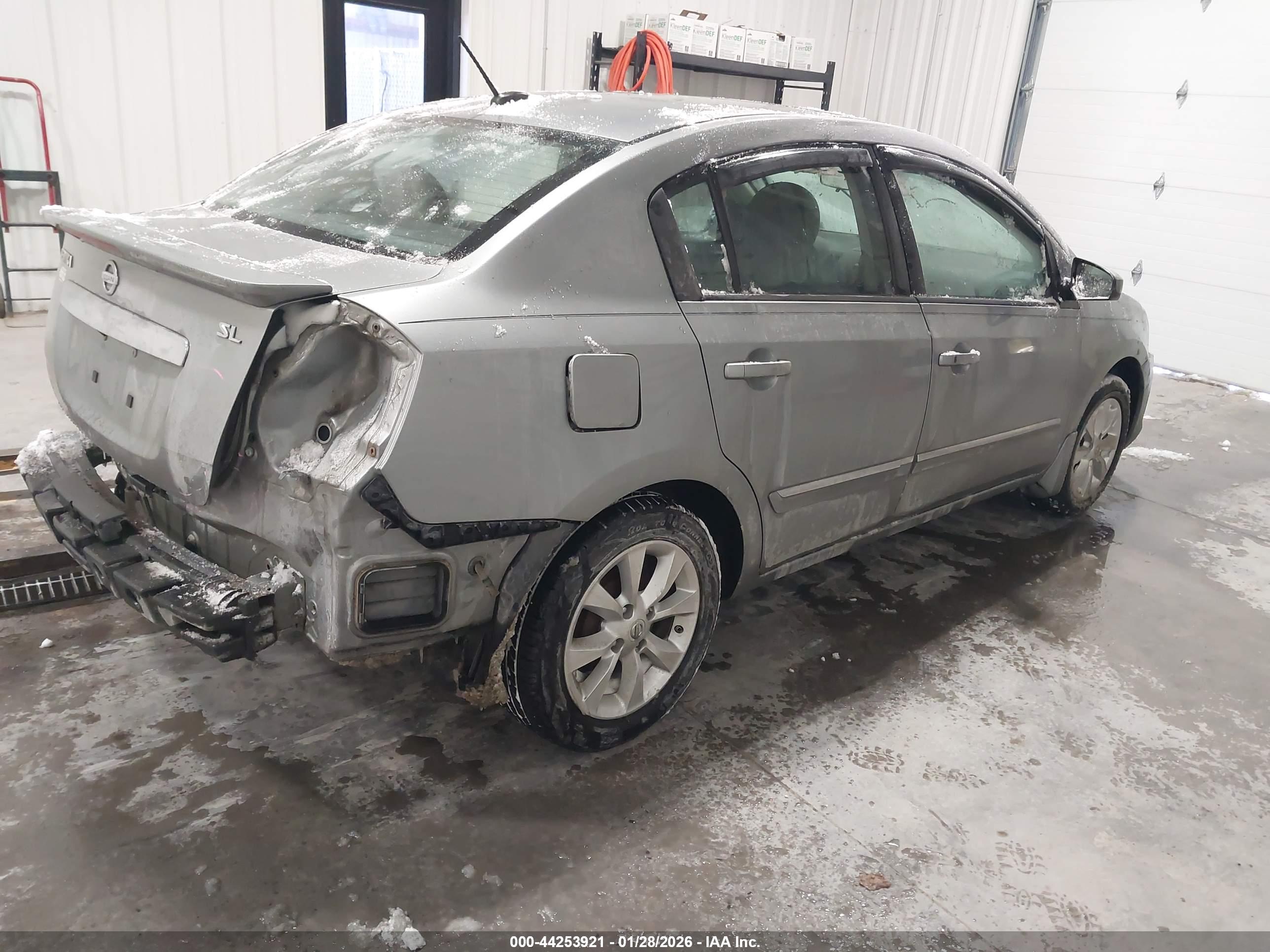 NISSAN SENTRA image 4