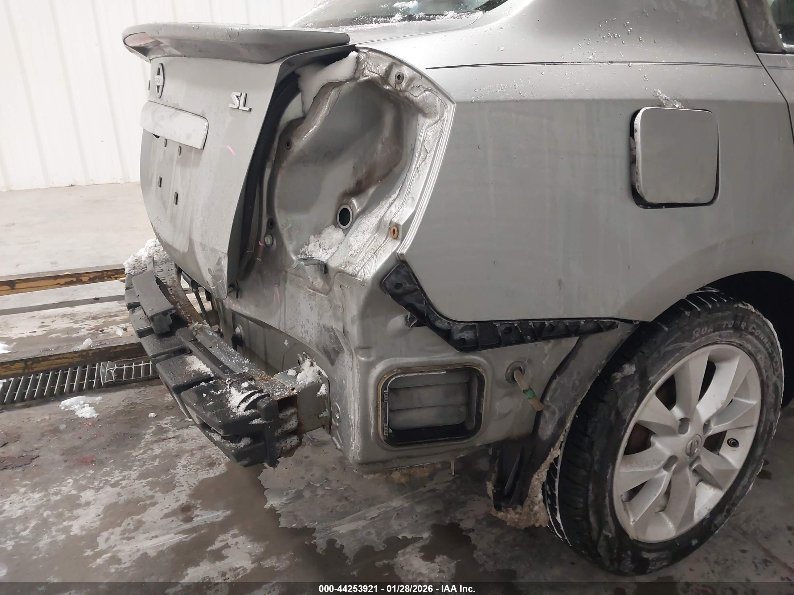 NISSAN SENTRA image 6
