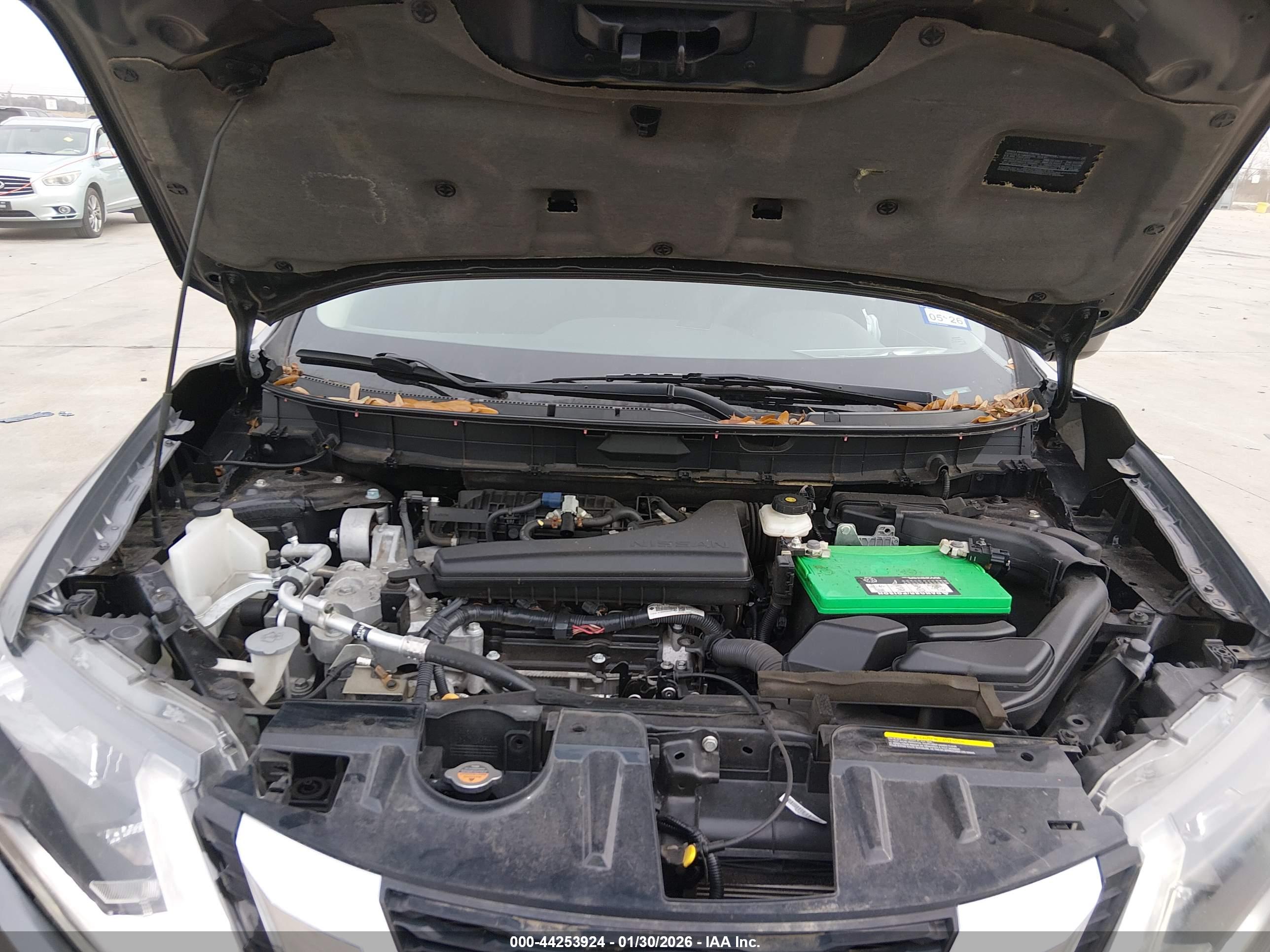NISSAN ROGUE image 10