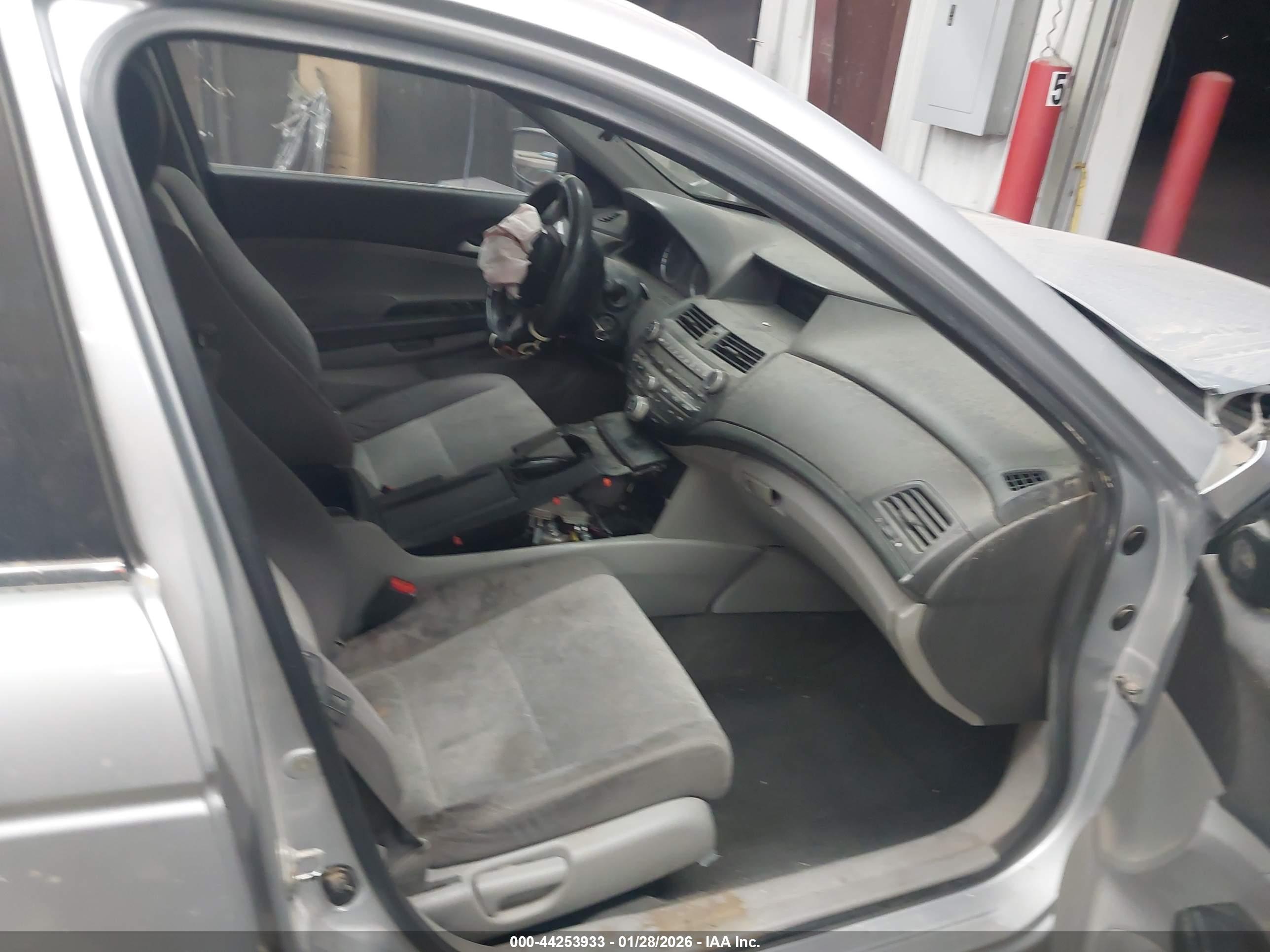HONDA ACCORD image 5