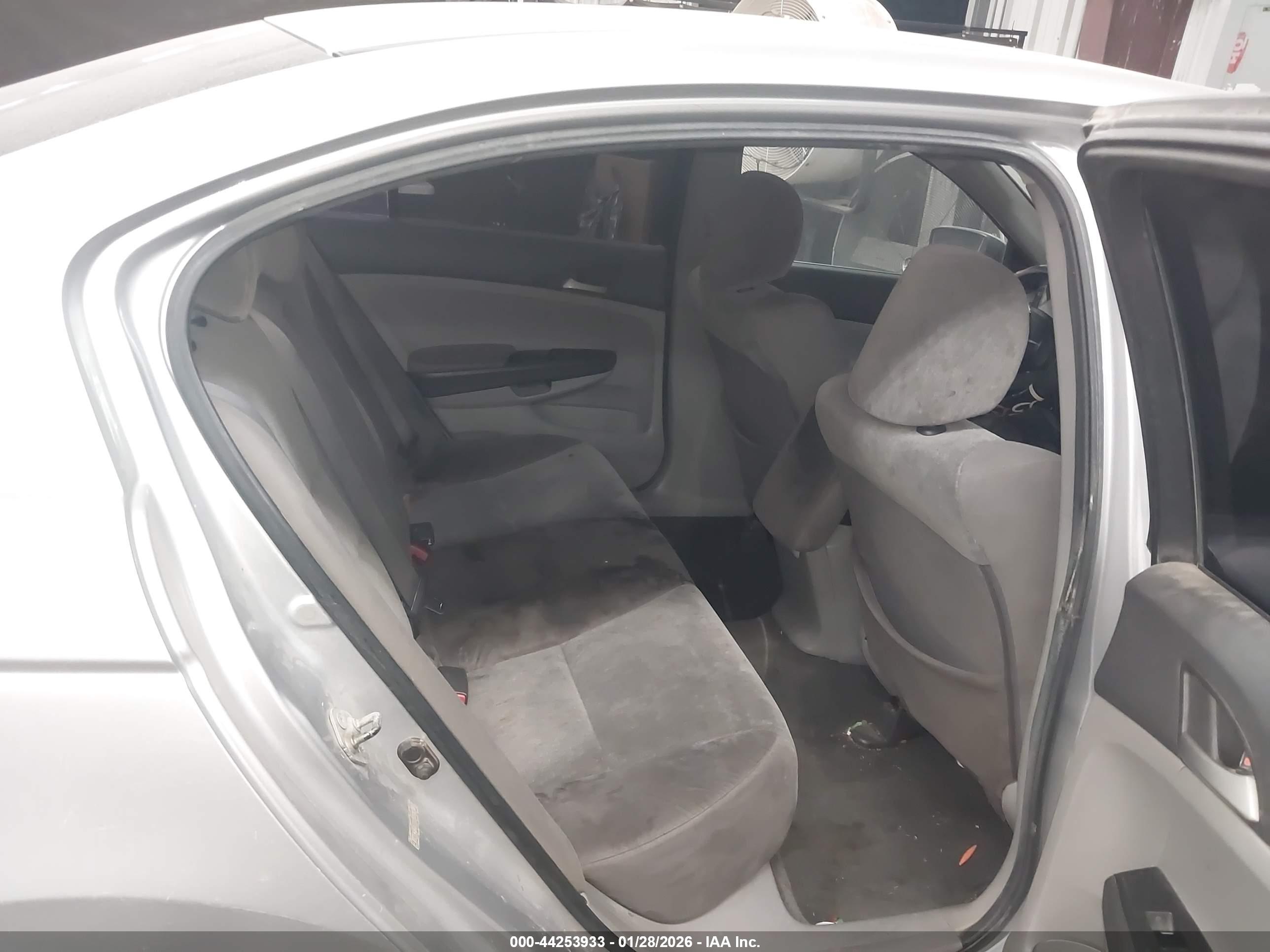 HONDA ACCORD image 8