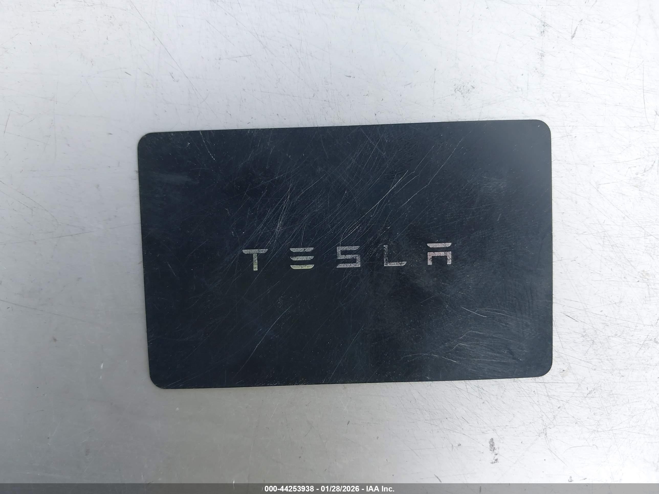 TESLA MODEL image 11