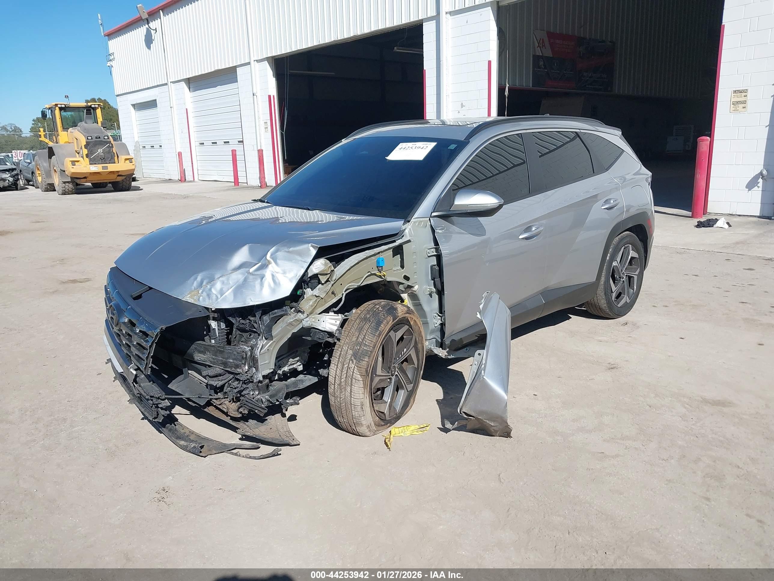 HYUNDAI TUCSON image 2