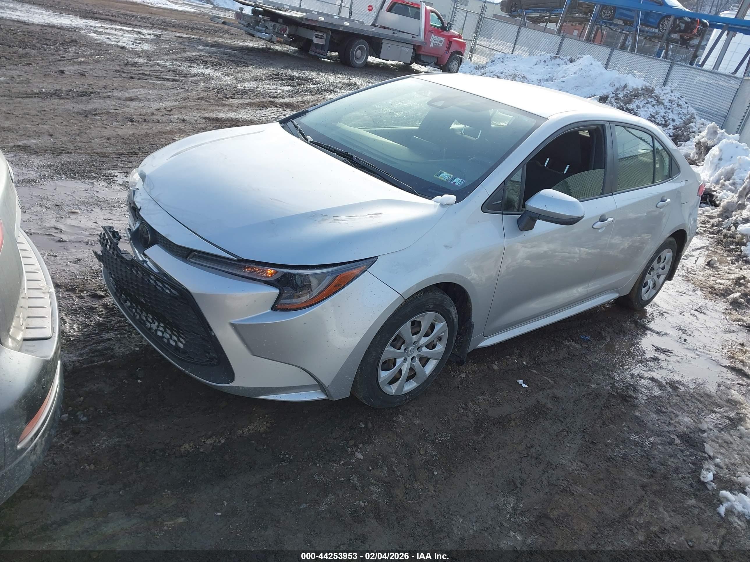 TOYOTA COROLLA image 2