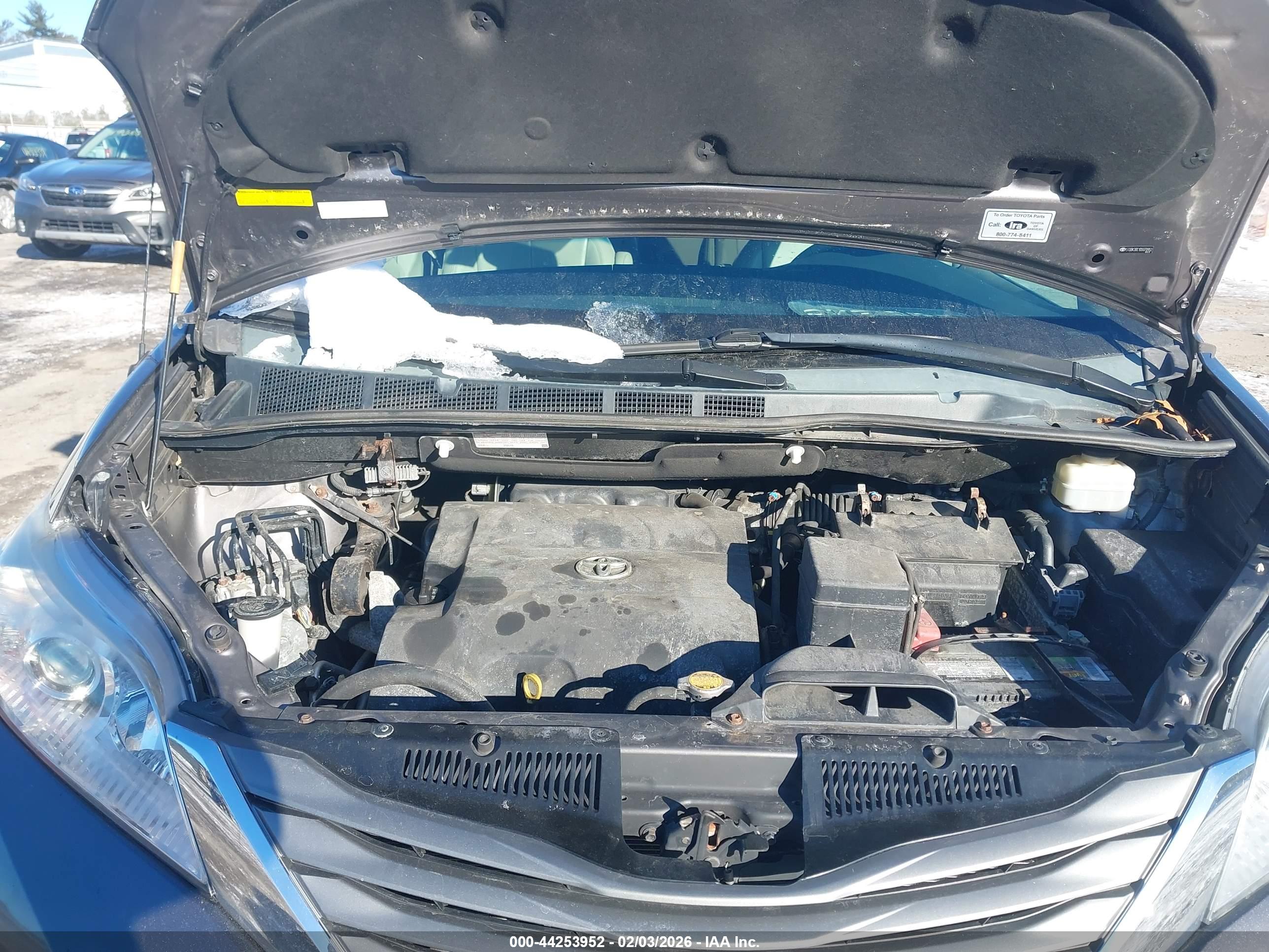 TOYOTA SIENNA image 10