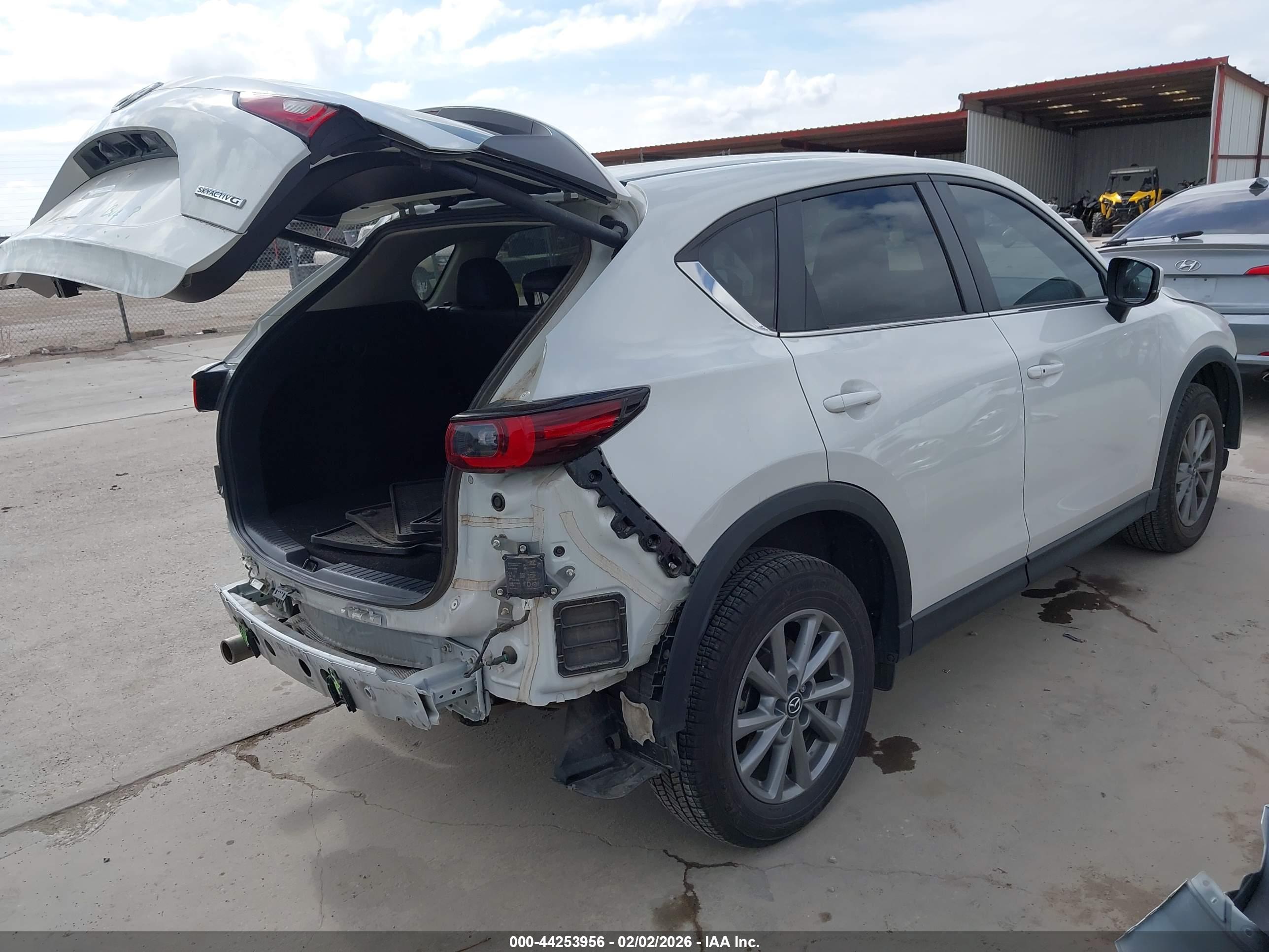MAZDA CX-5 image 4