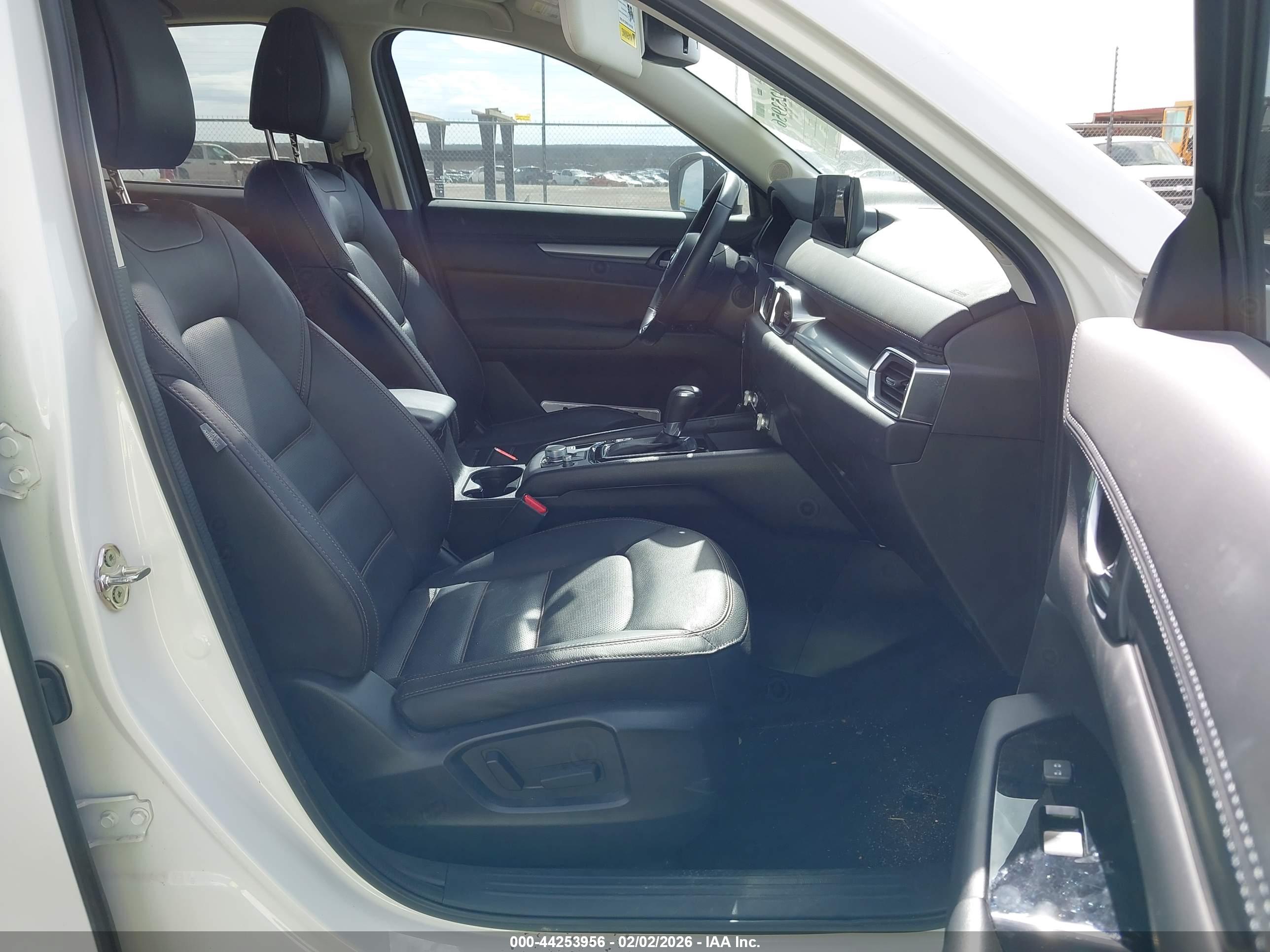 MAZDA CX-5 image 5