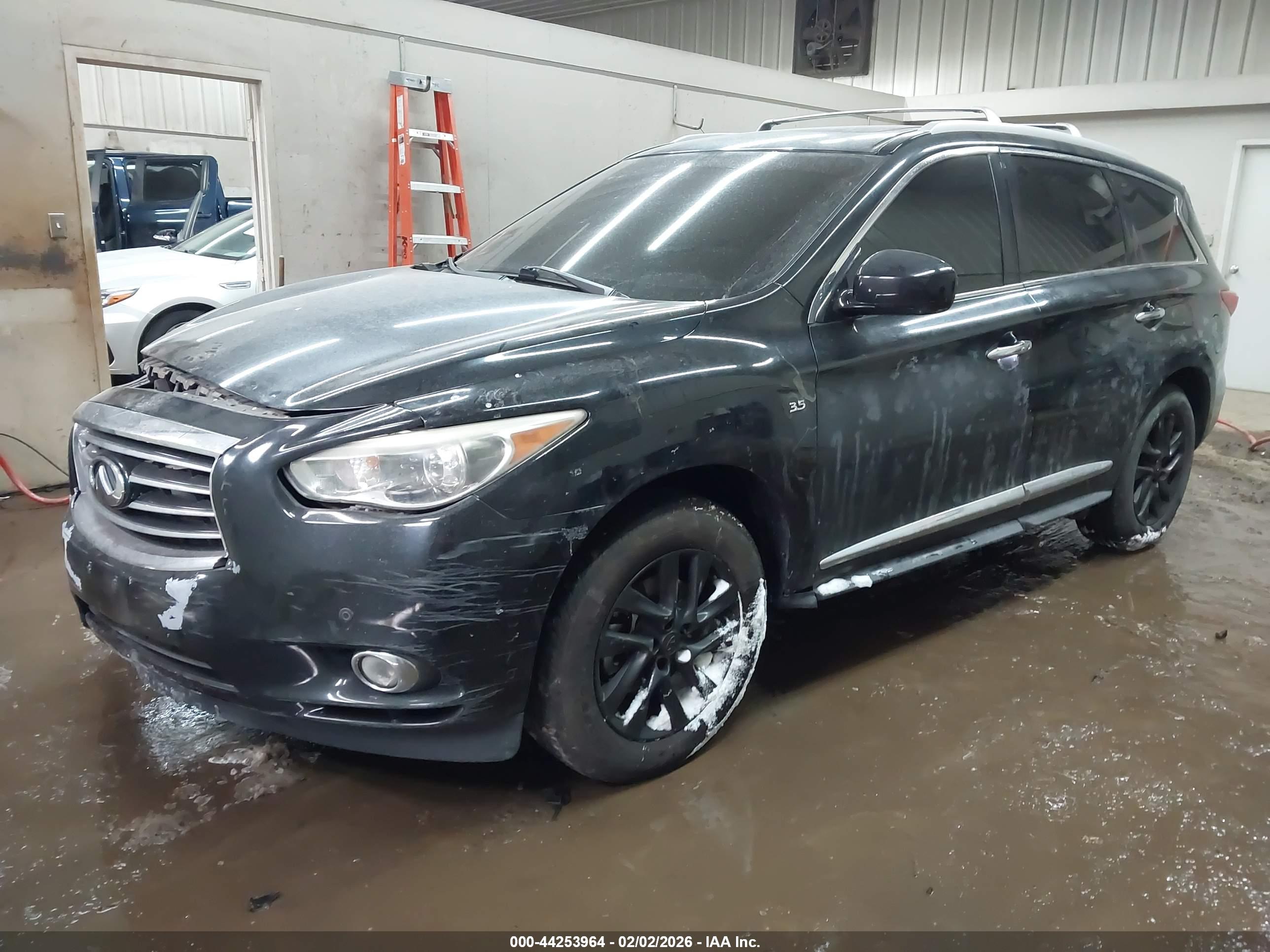 INFINITI QX60 image 2