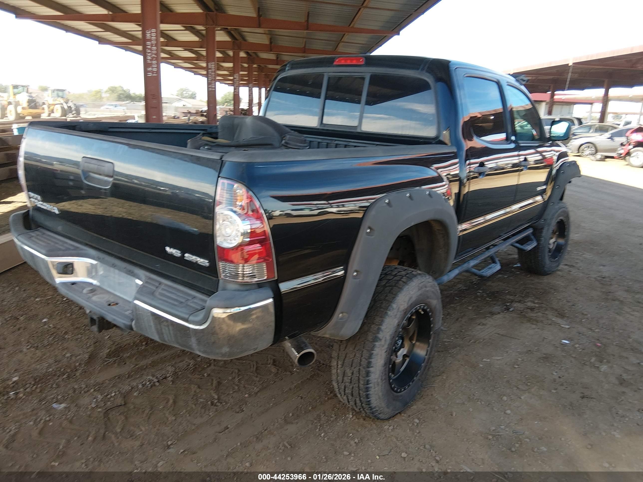 TOYOTA TACOMA image 4