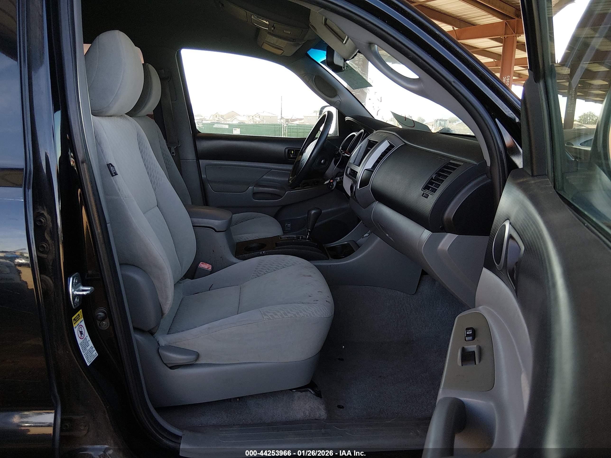 TOYOTA TACOMA image 5