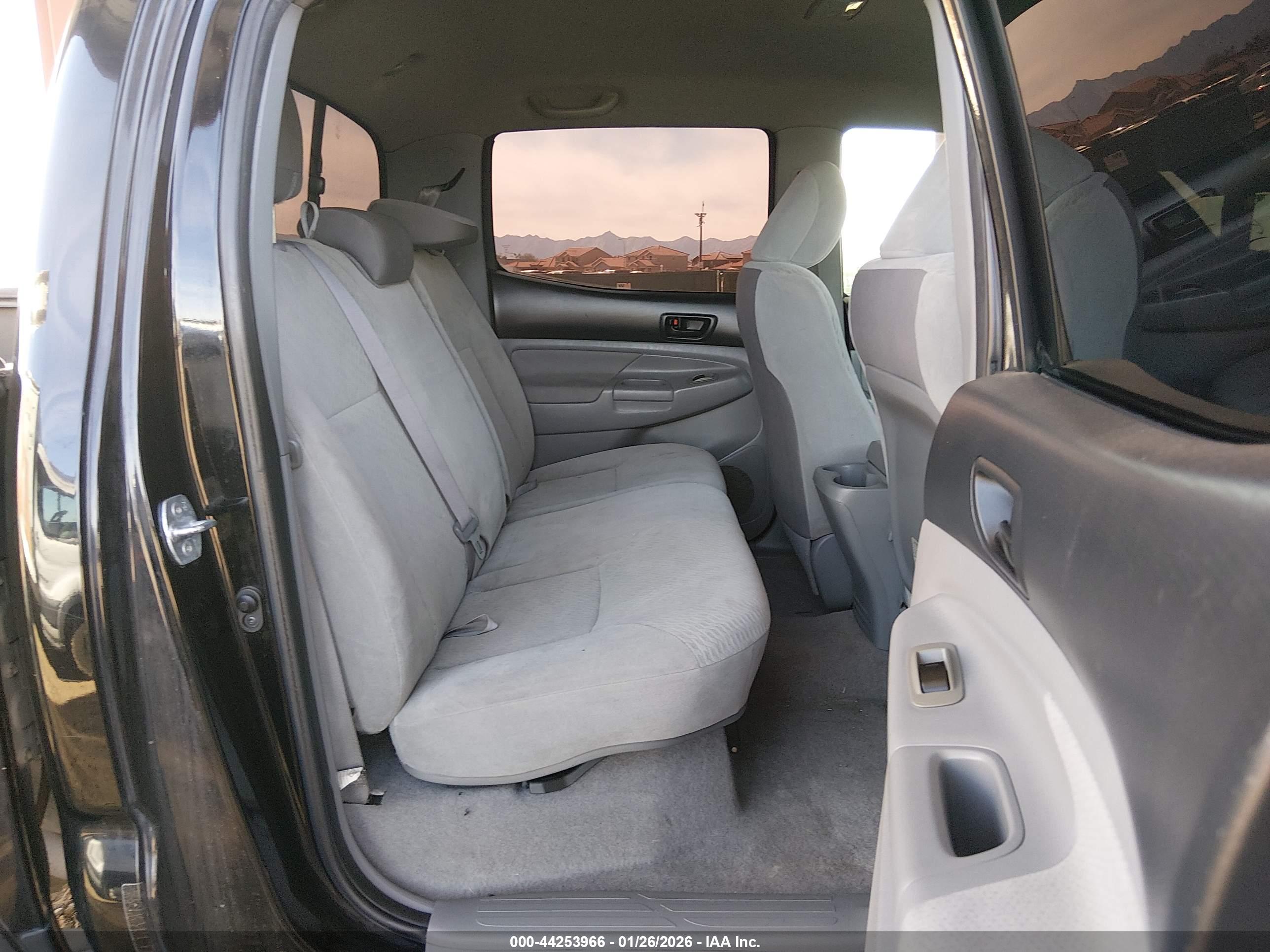 TOYOTA TACOMA image 8