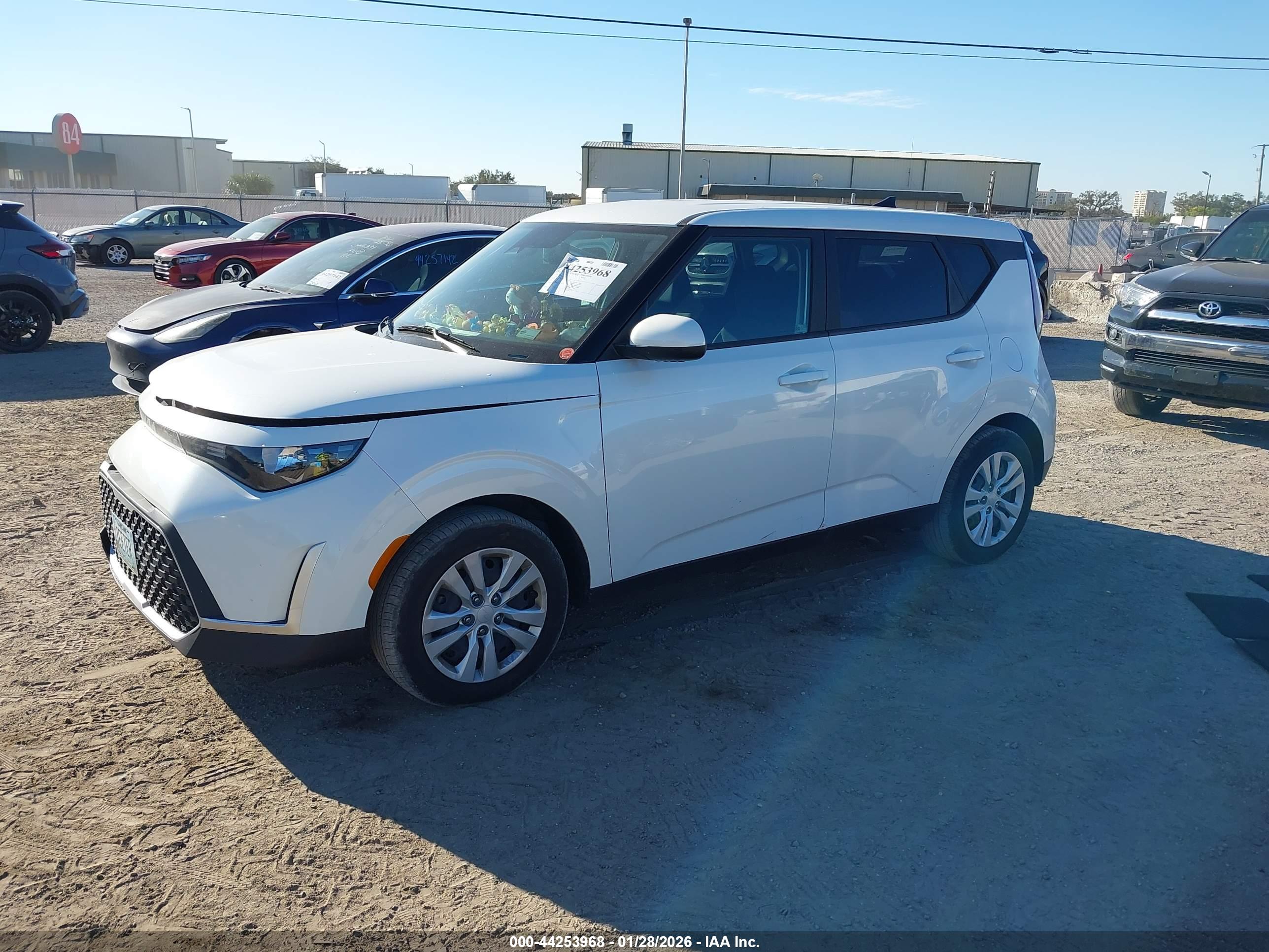 KIA SOUL image 2