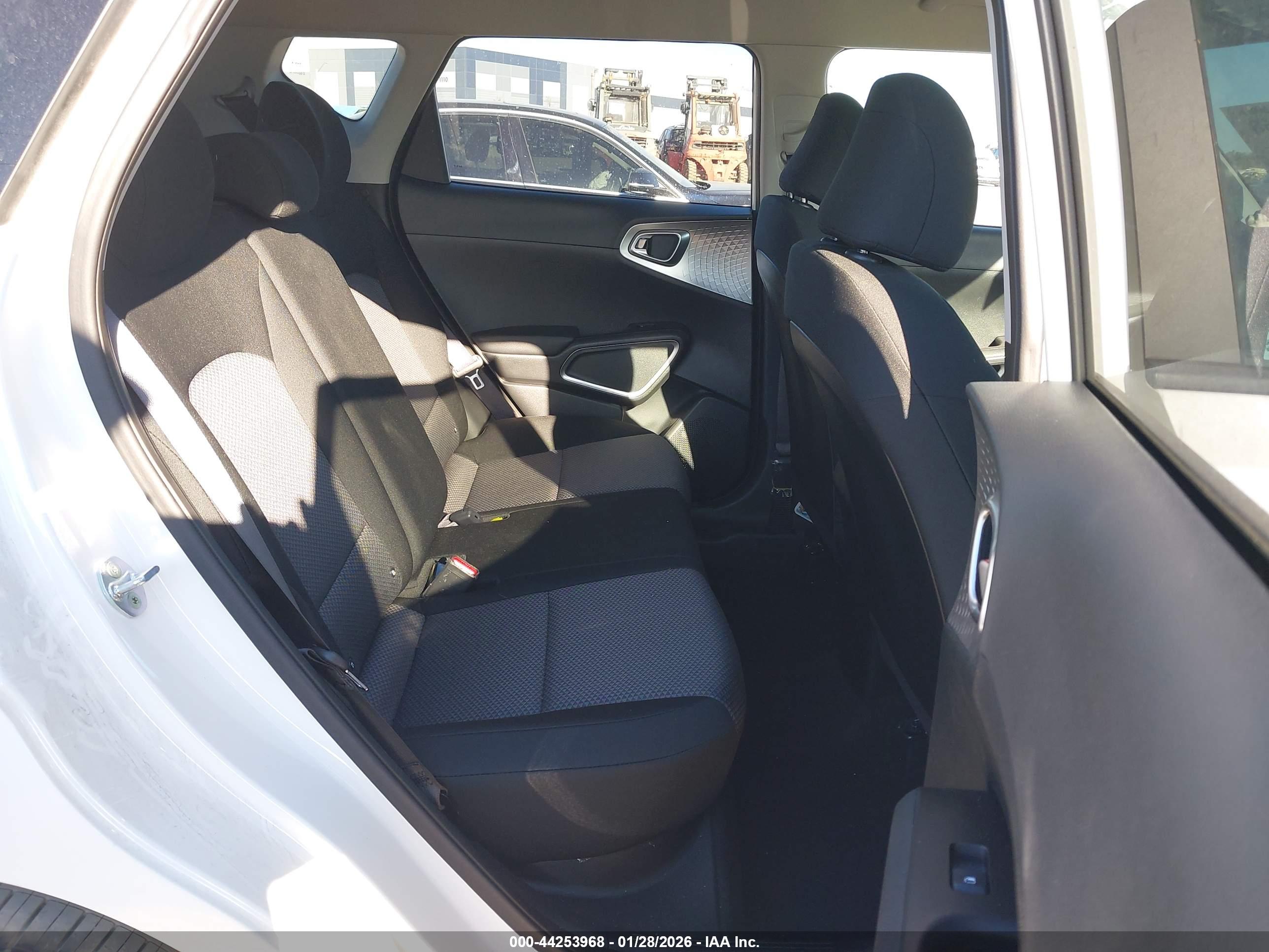 KIA SOUL image 8