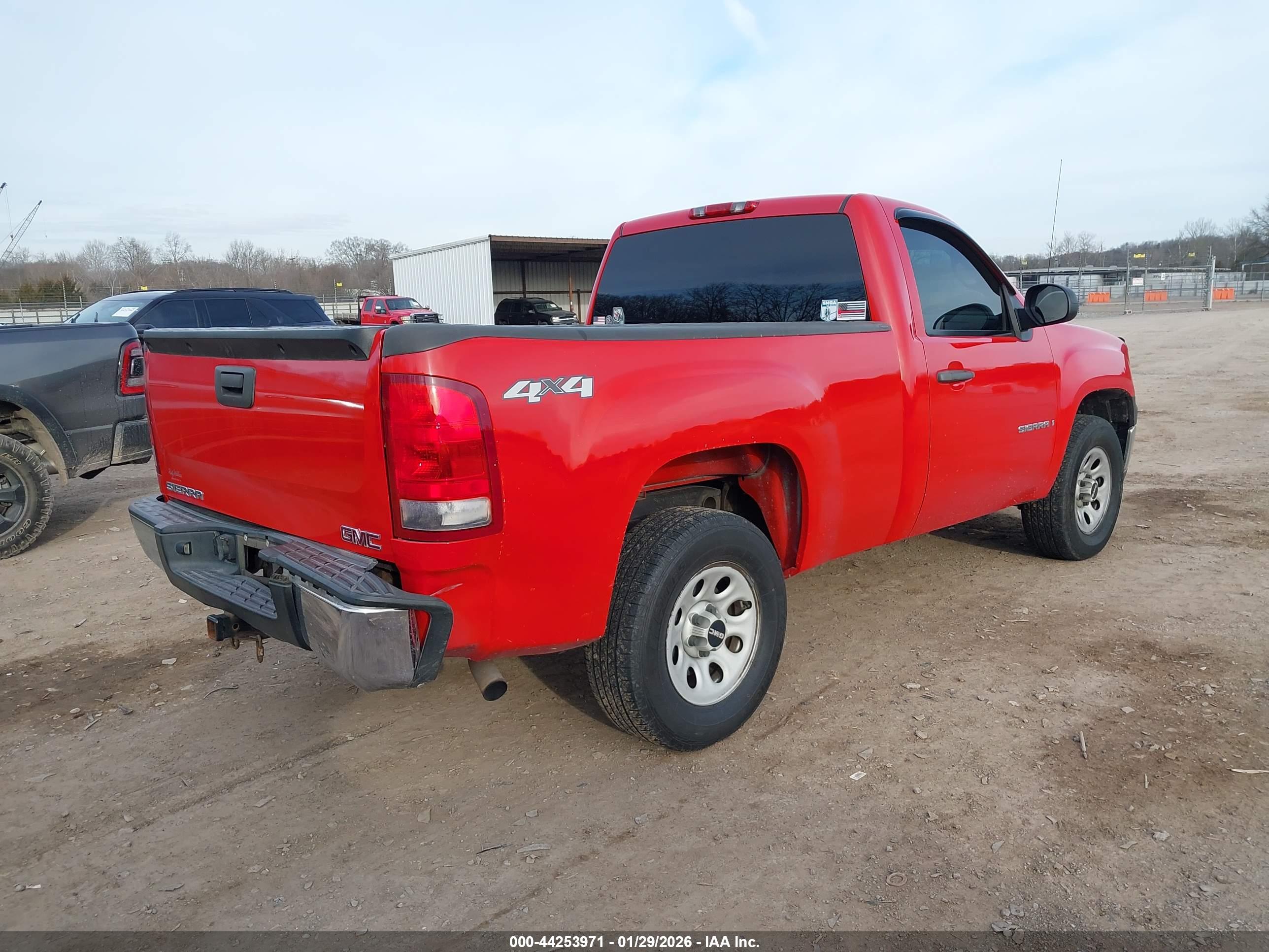 GMC SIERRA image 4