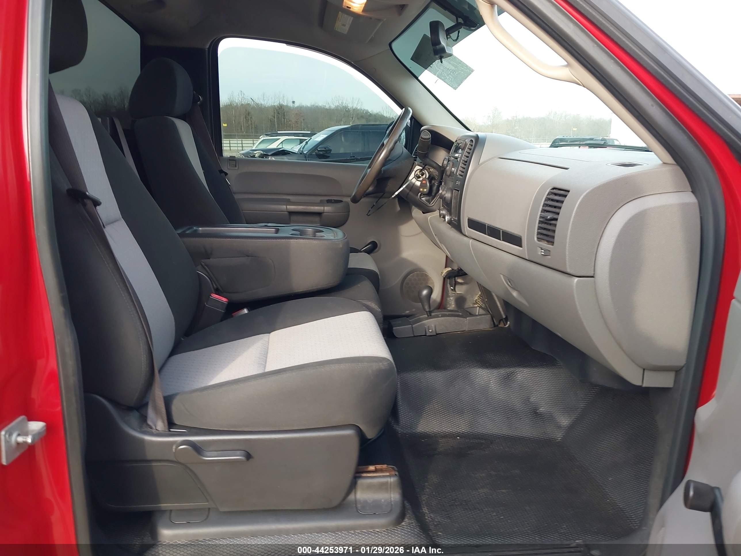 GMC SIERRA image 5