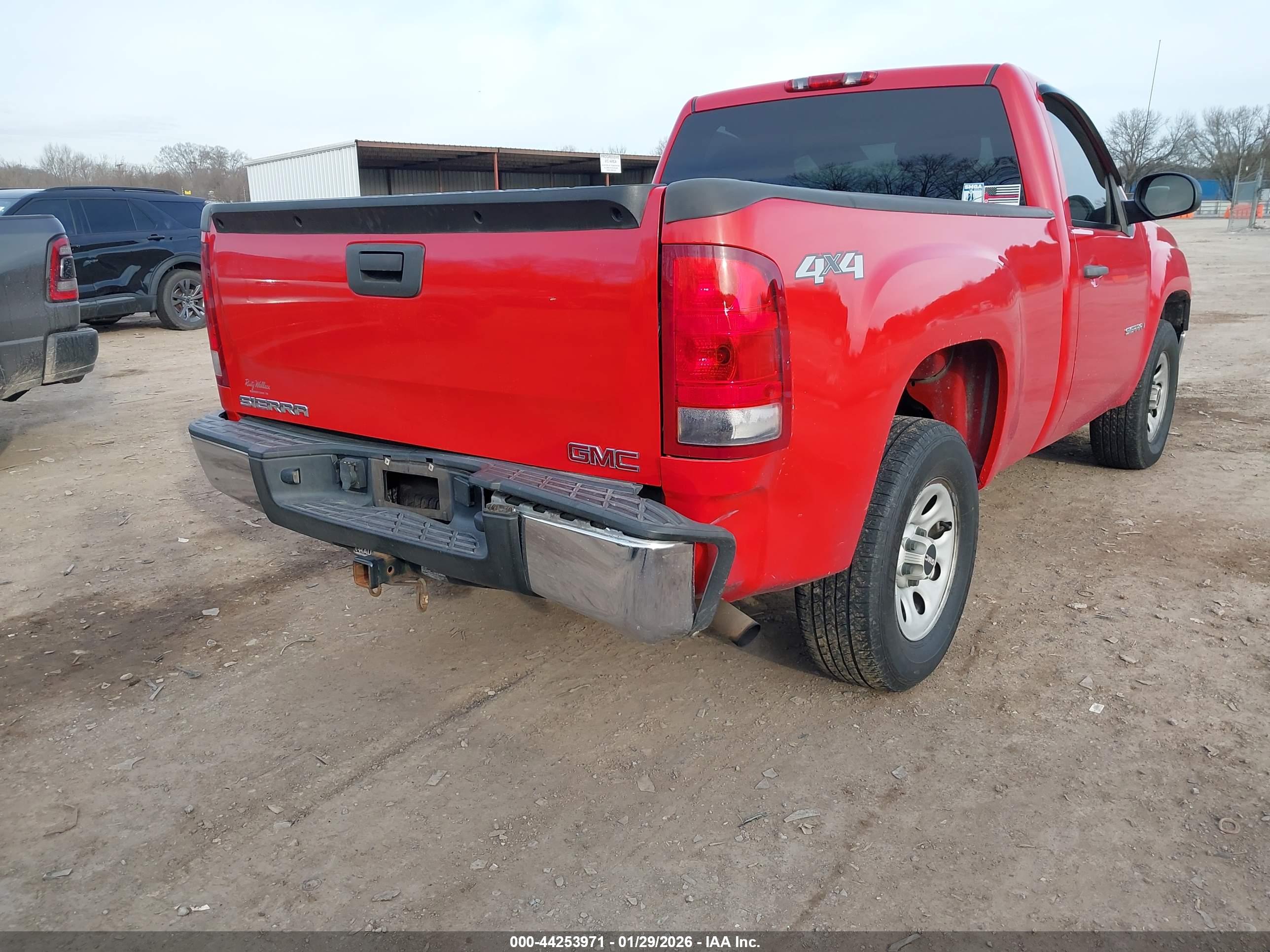 GMC SIERRA image 6