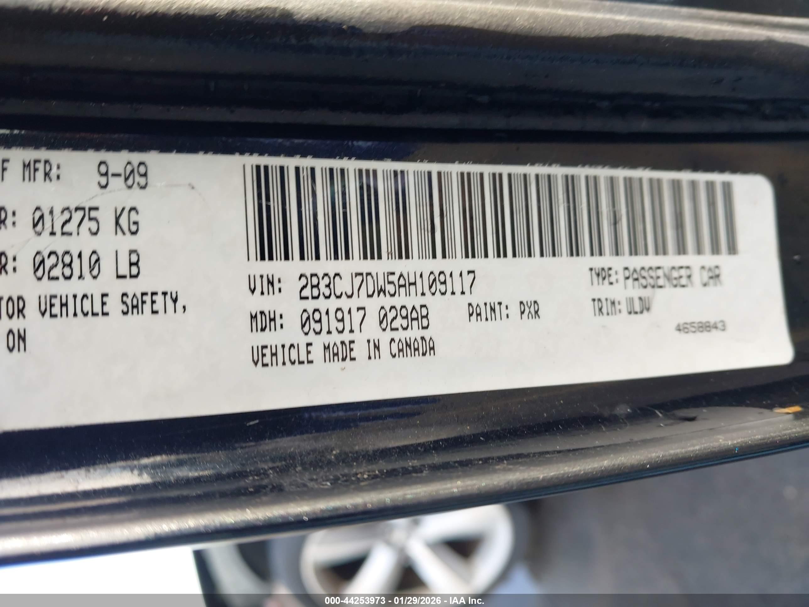 DODGE CHALLENGER image 9