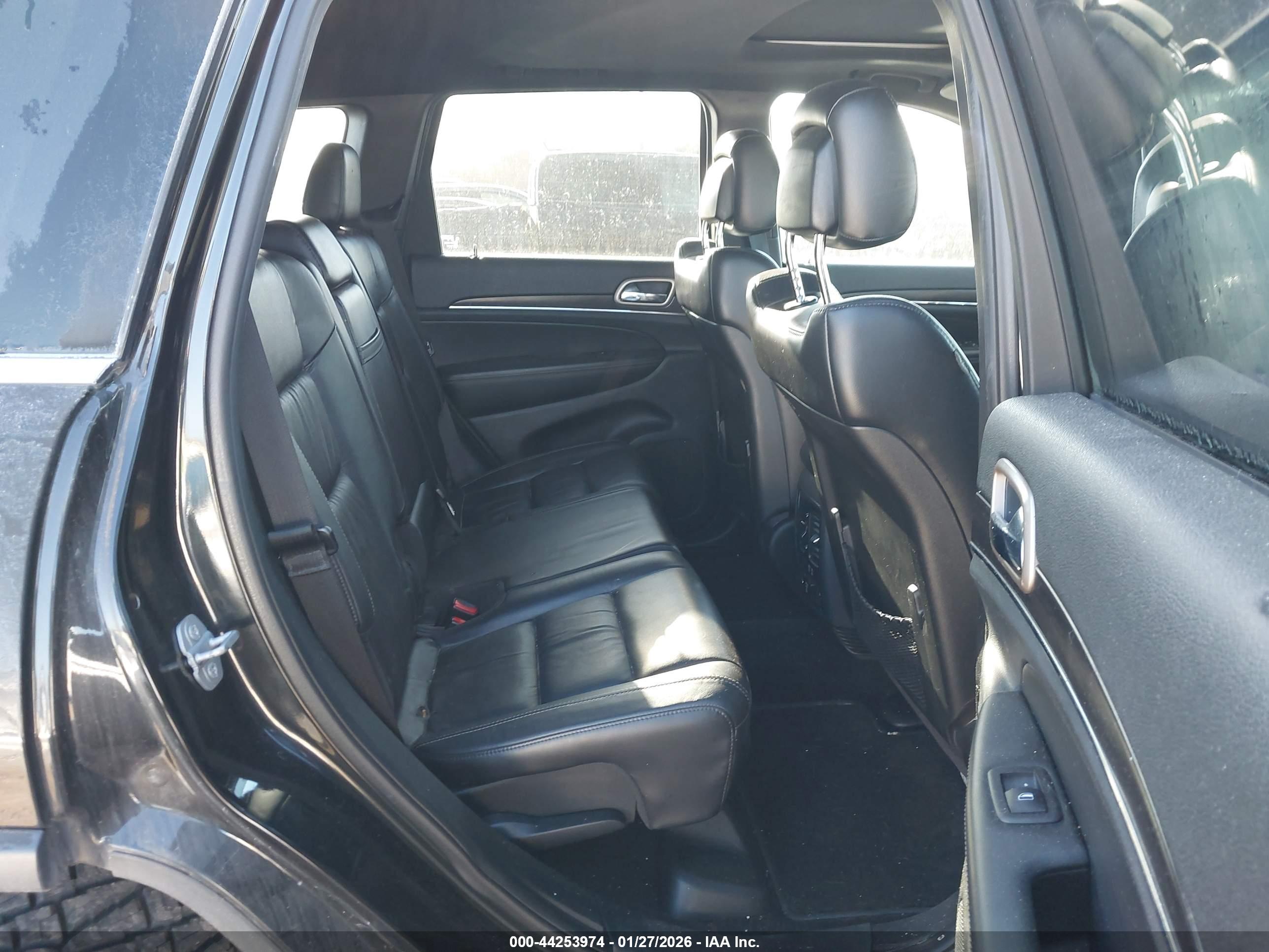 JEEP GRAND image 8