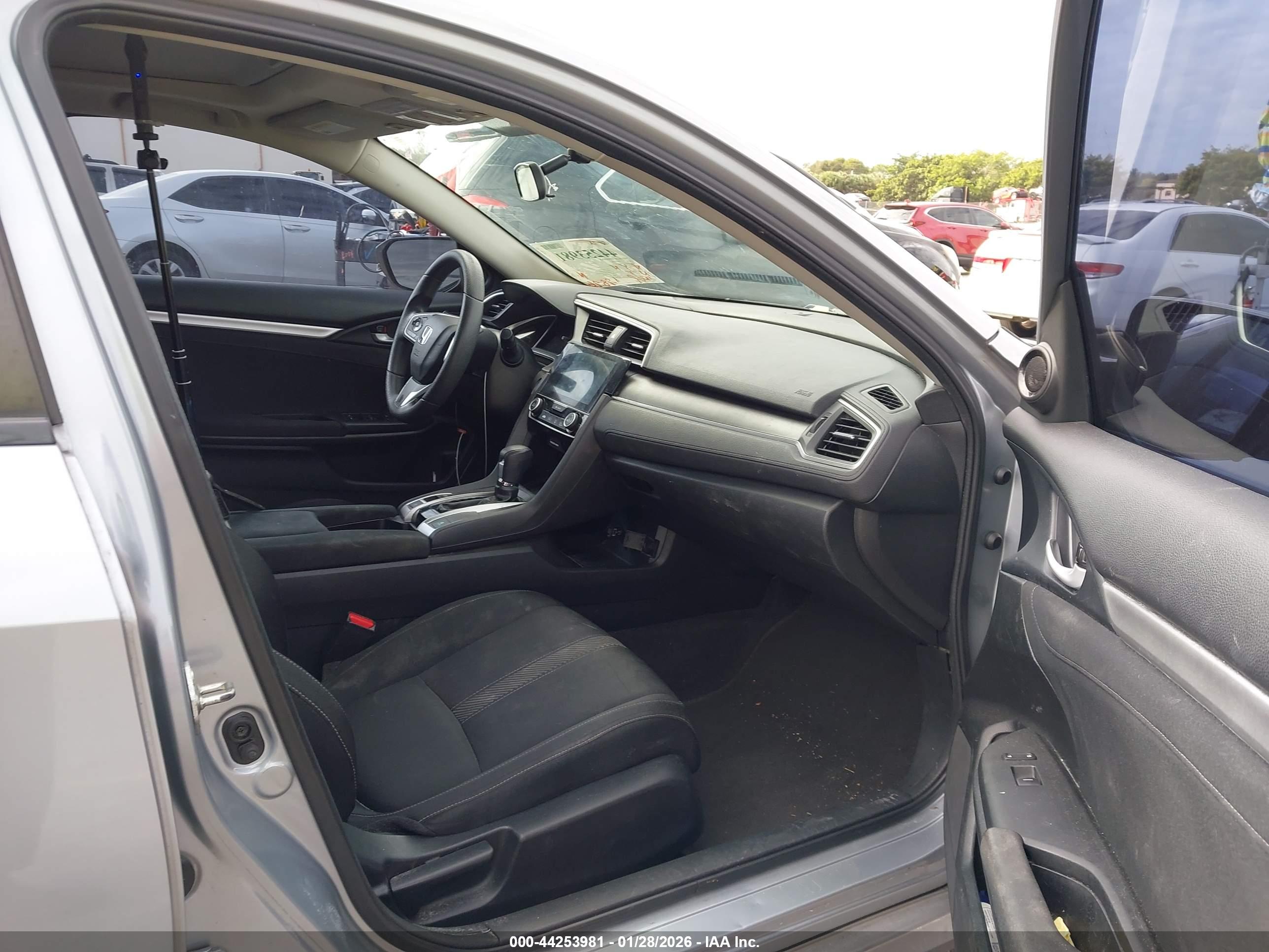 HONDA CIVIC image 5
