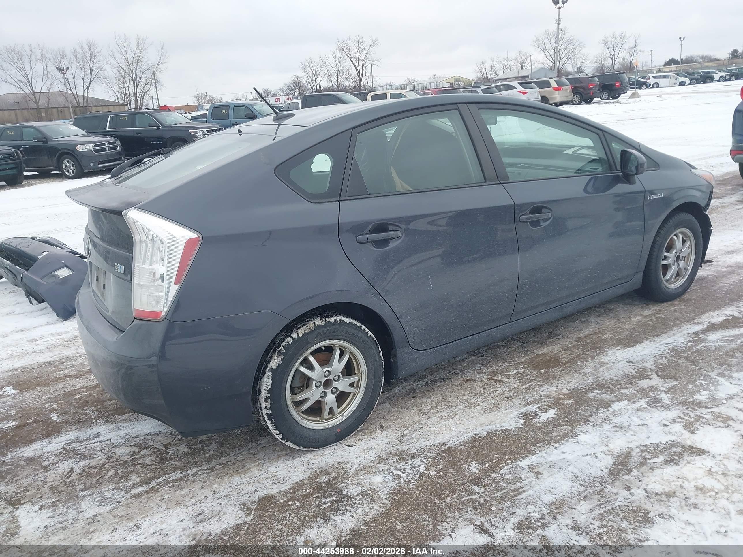TOYOTA PRIUS image 4