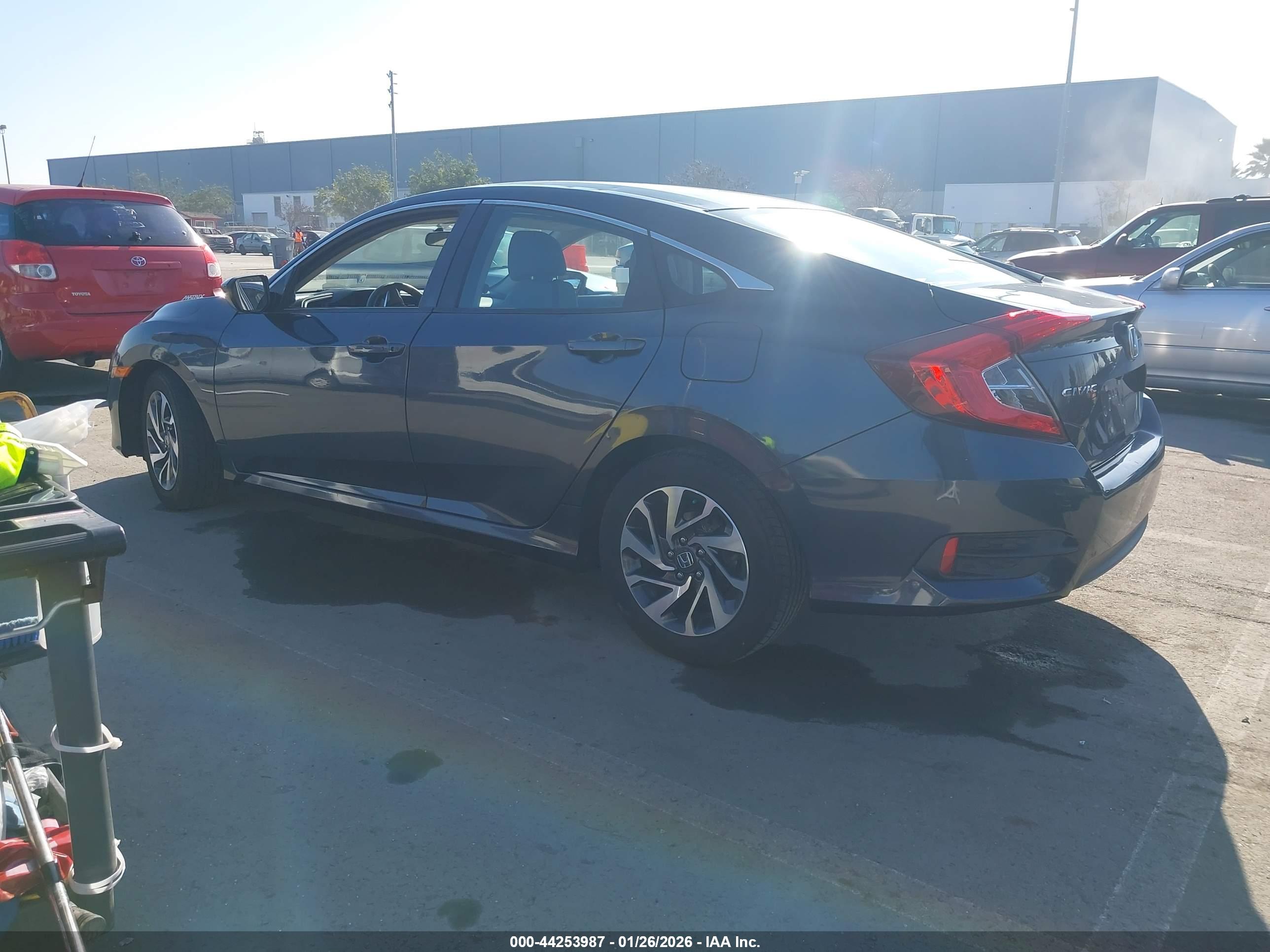 HONDA CIVIC image 3