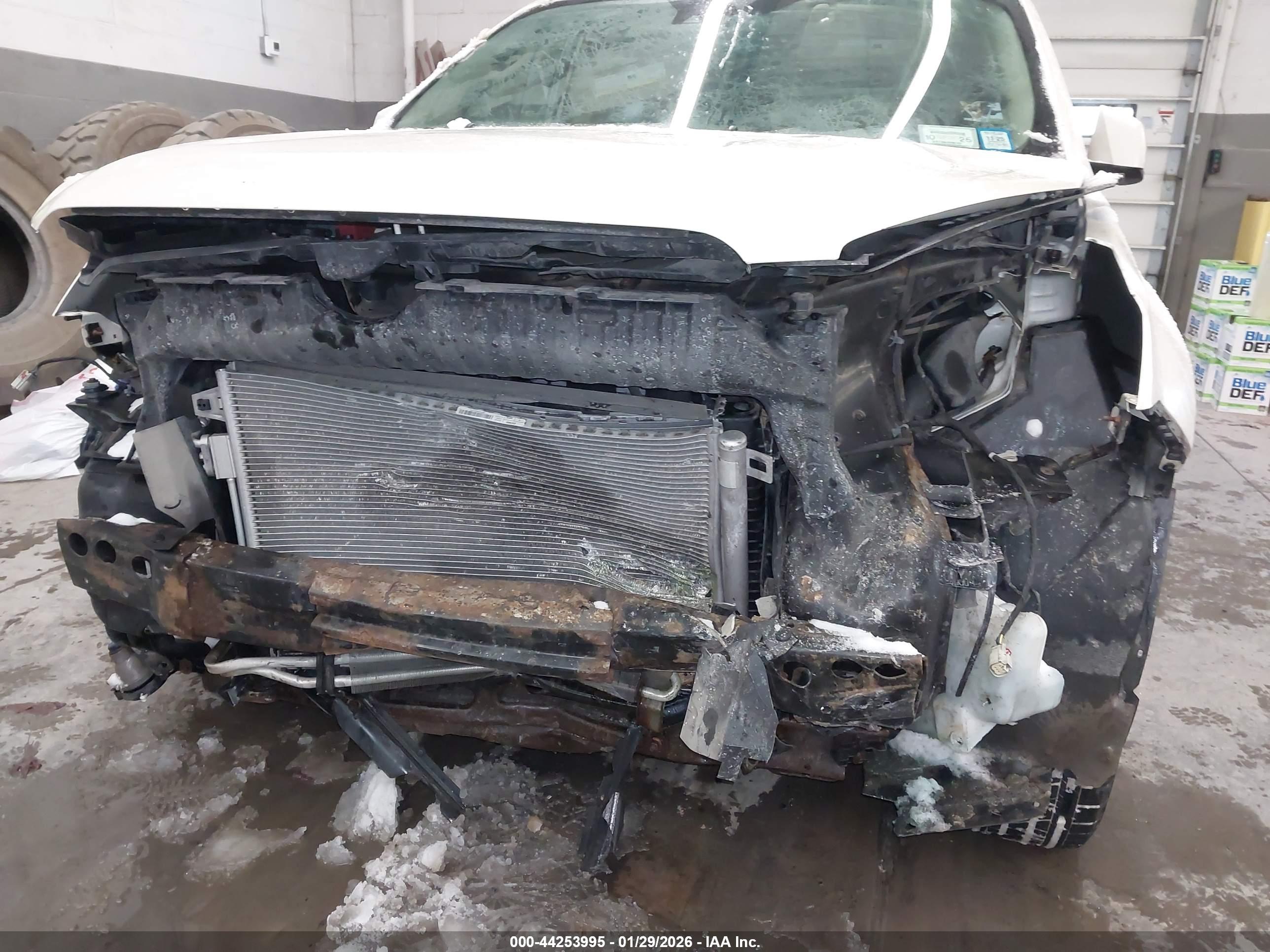 GMC ACADIA image 6