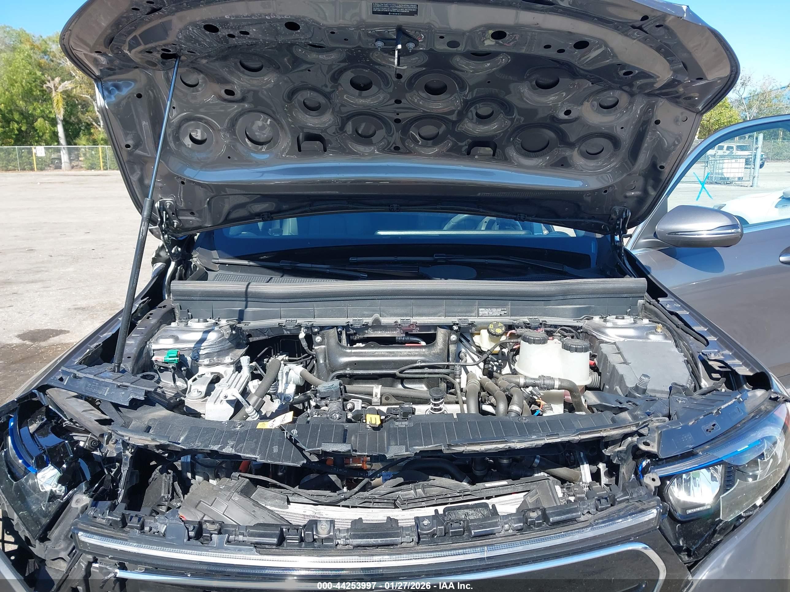 MERCEDES-BENZ EQB image 10