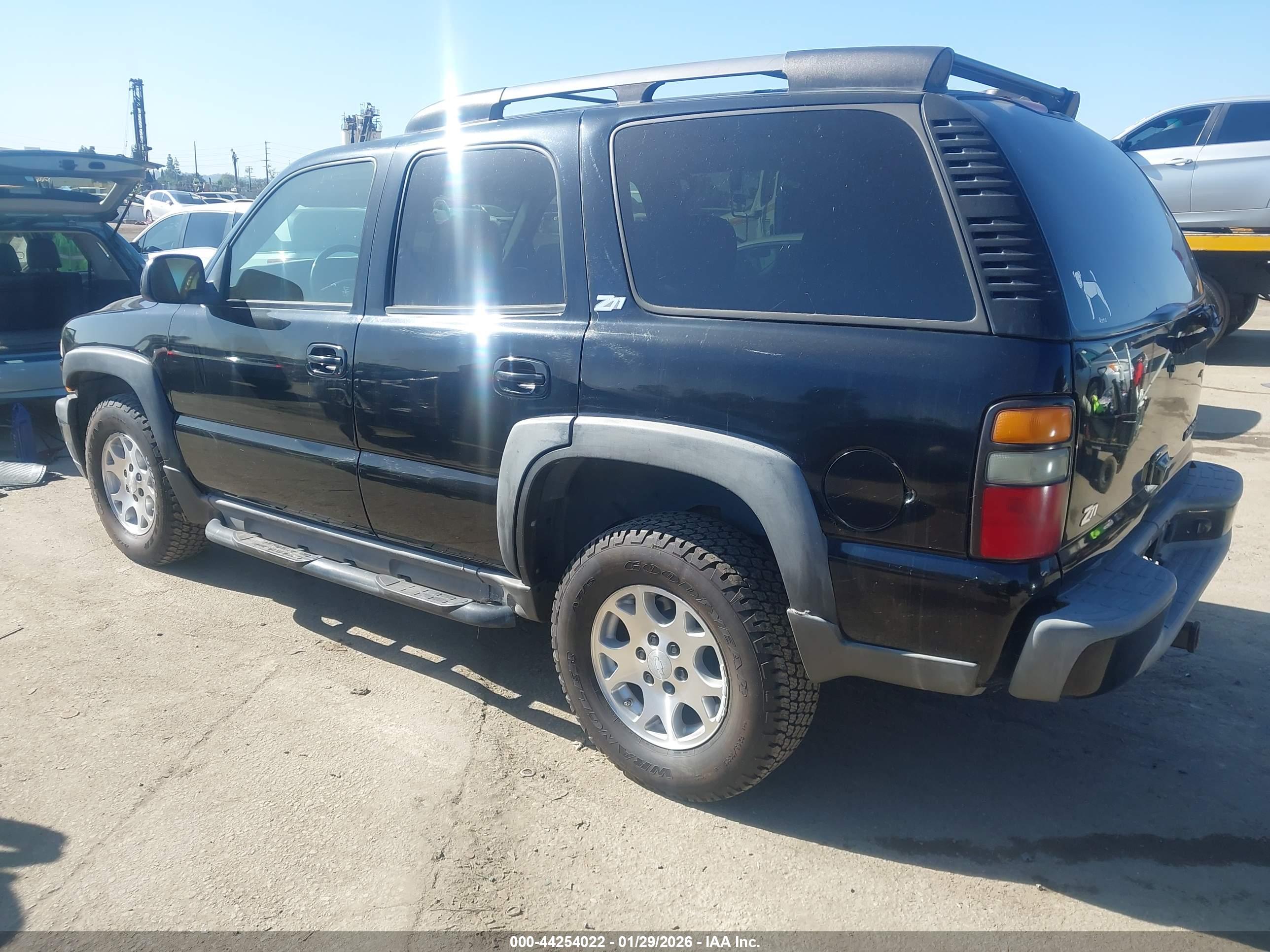 CHEVROLET TAHOE image 3