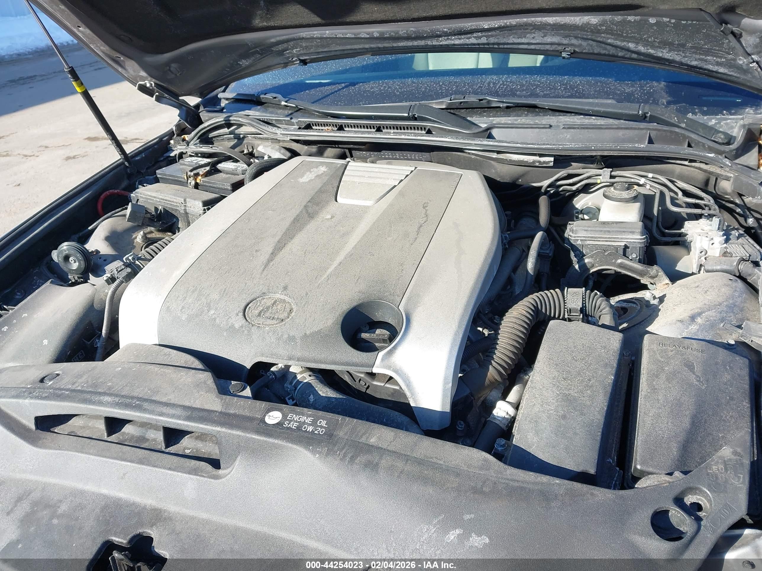 LEXUS IS image 10