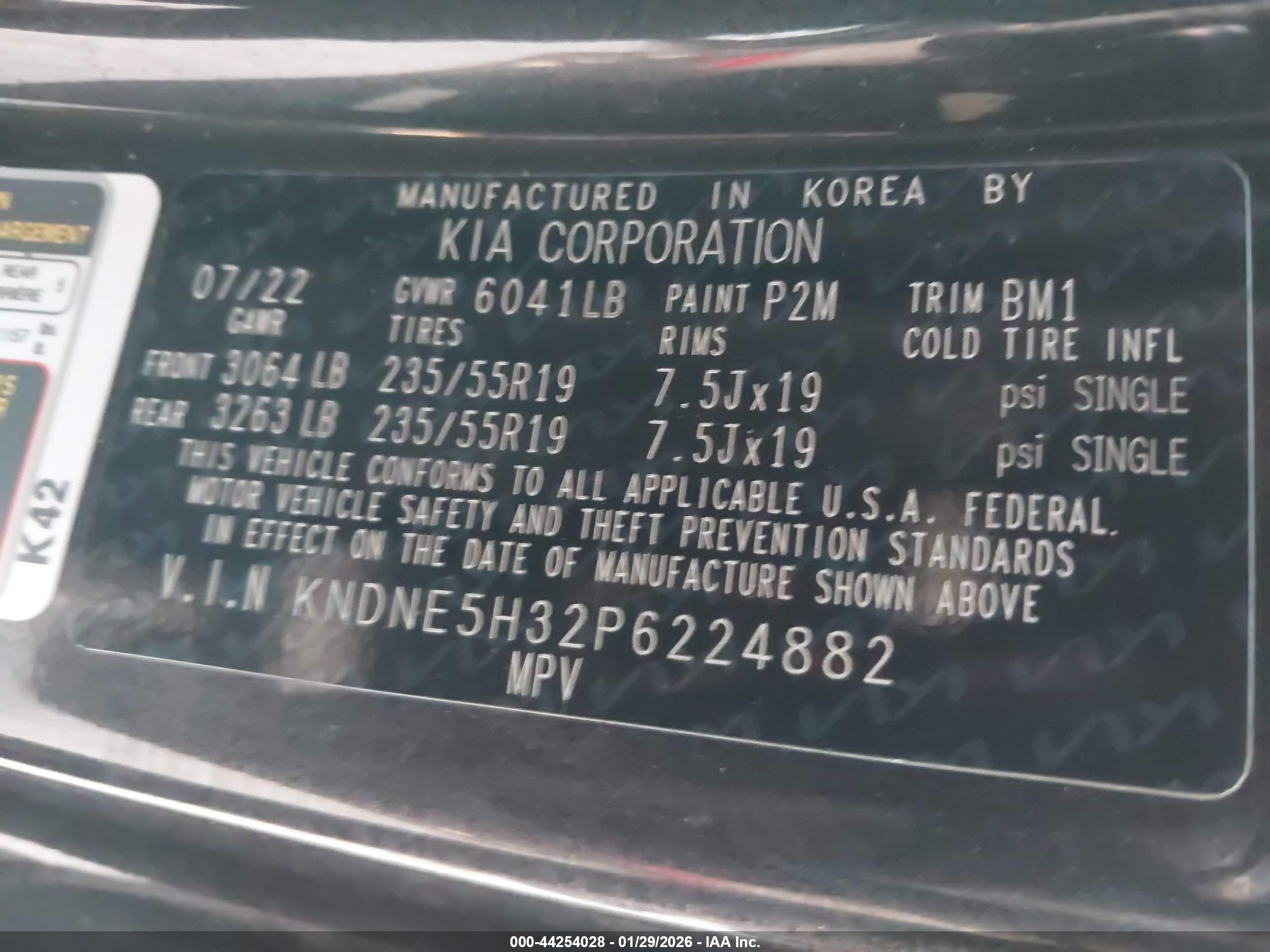 KIA CARNIVAL image 9