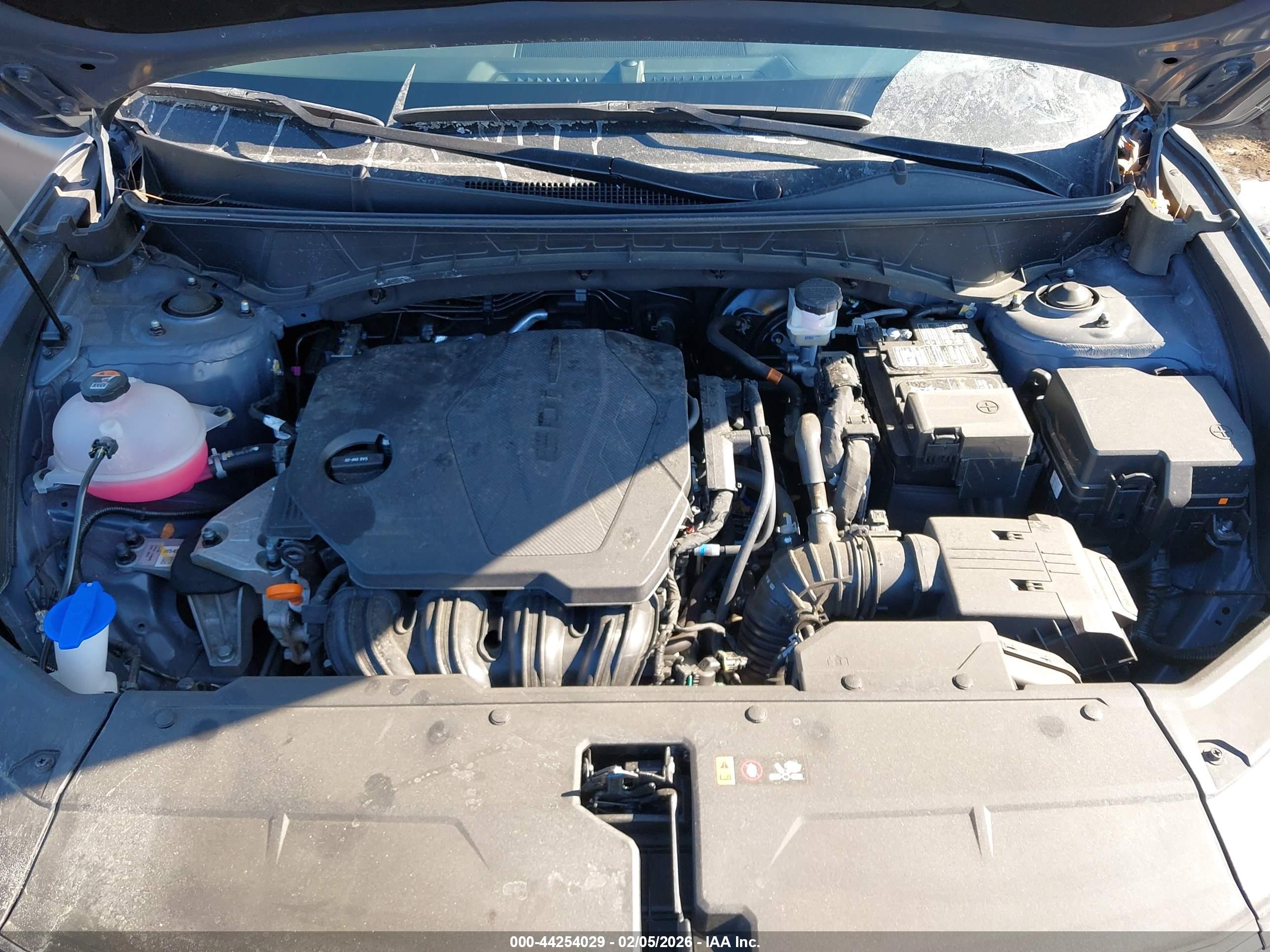 HYUNDAI TUCSON image 10