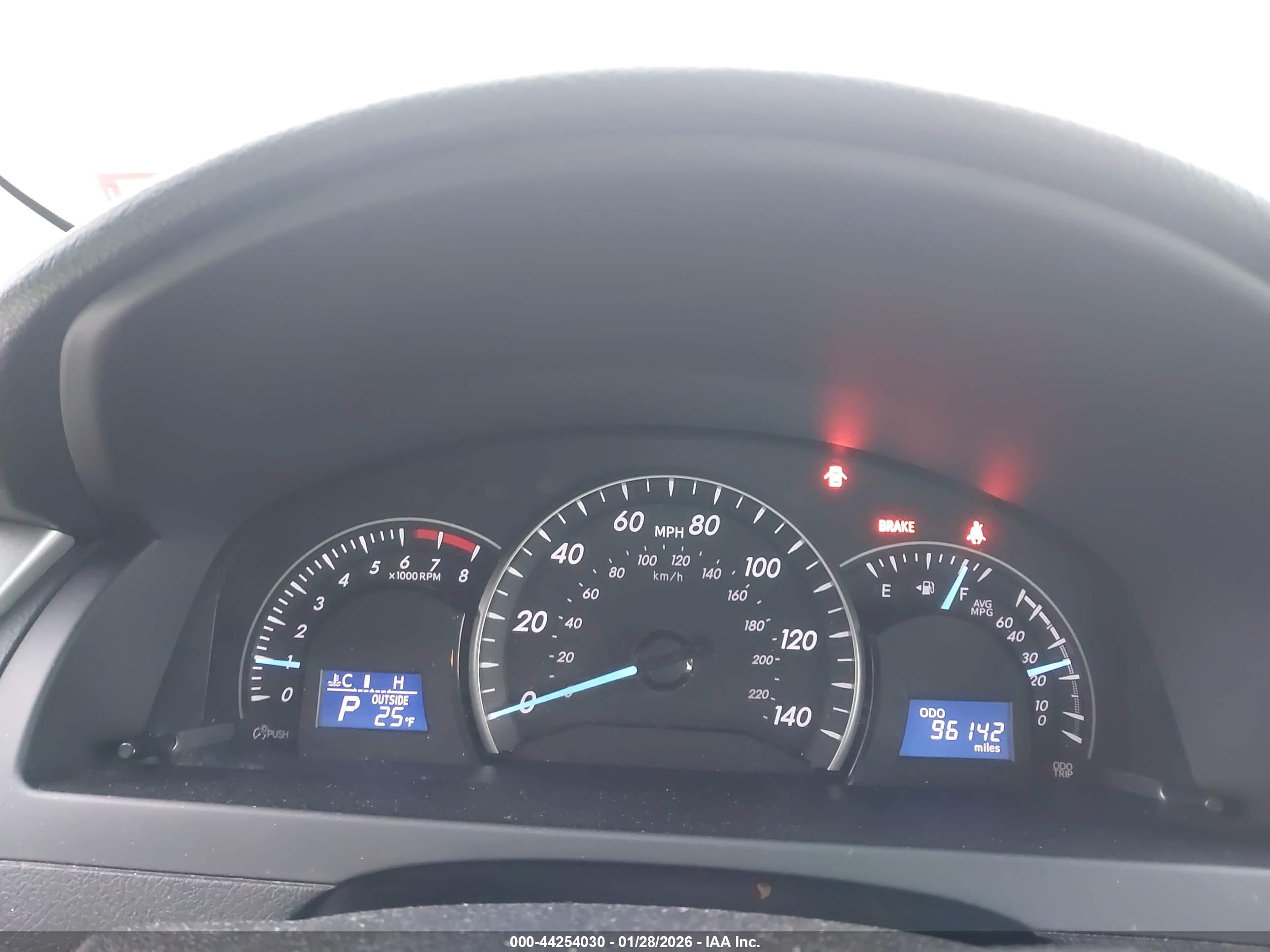 TOYOTA CAMRY image 7