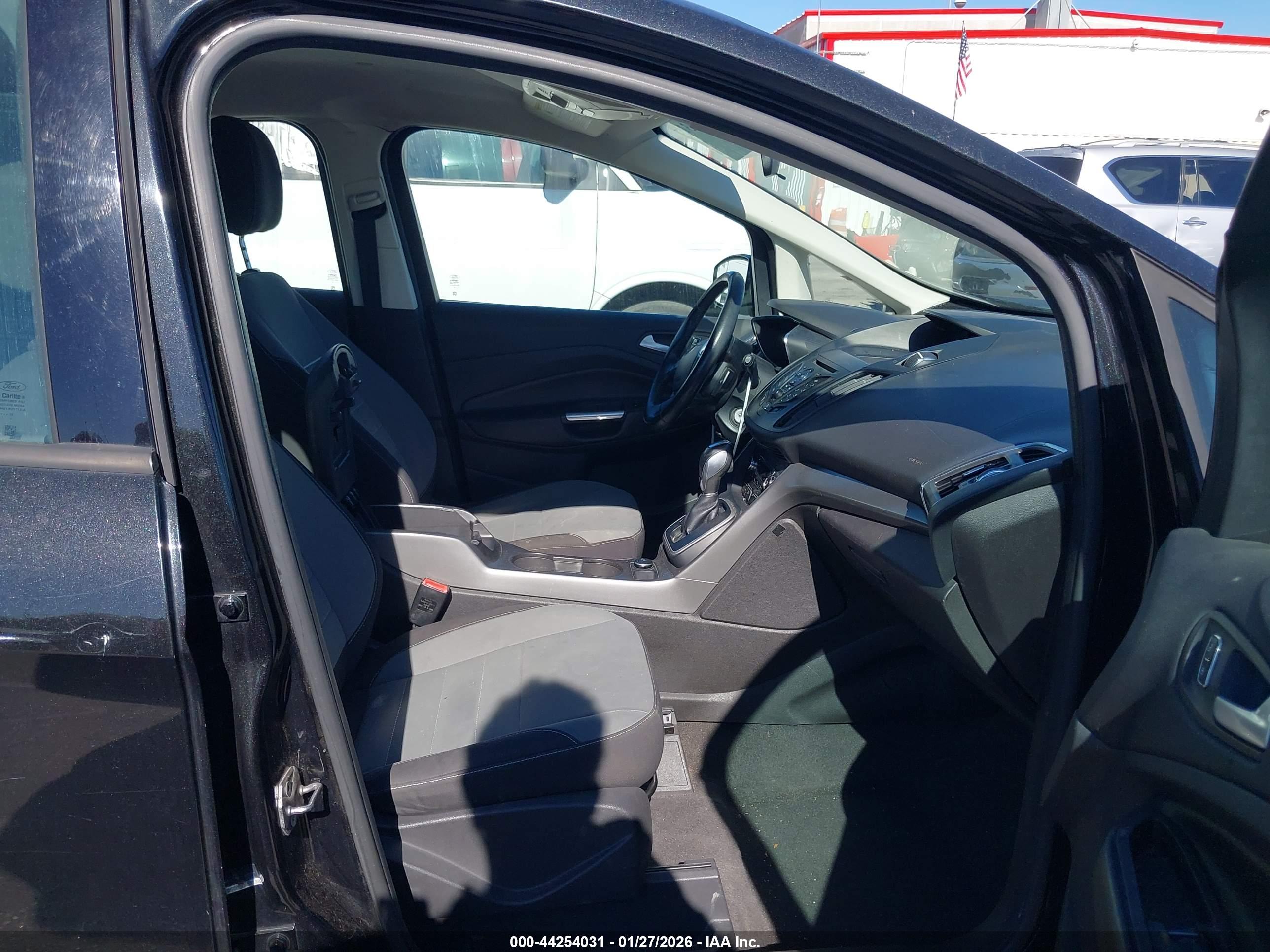 FORD C-MAX image 5