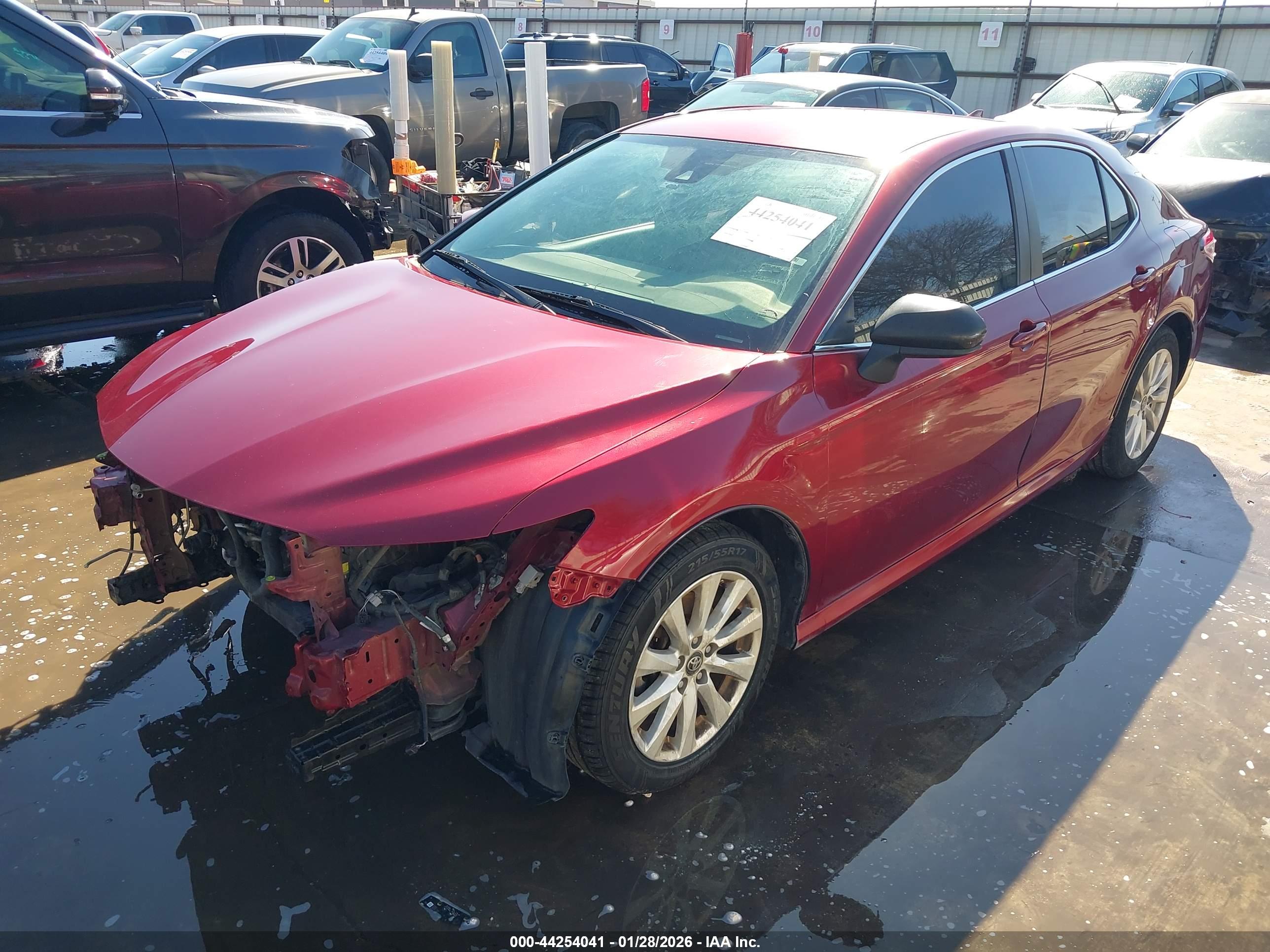TOYOTA CAMRY image 2