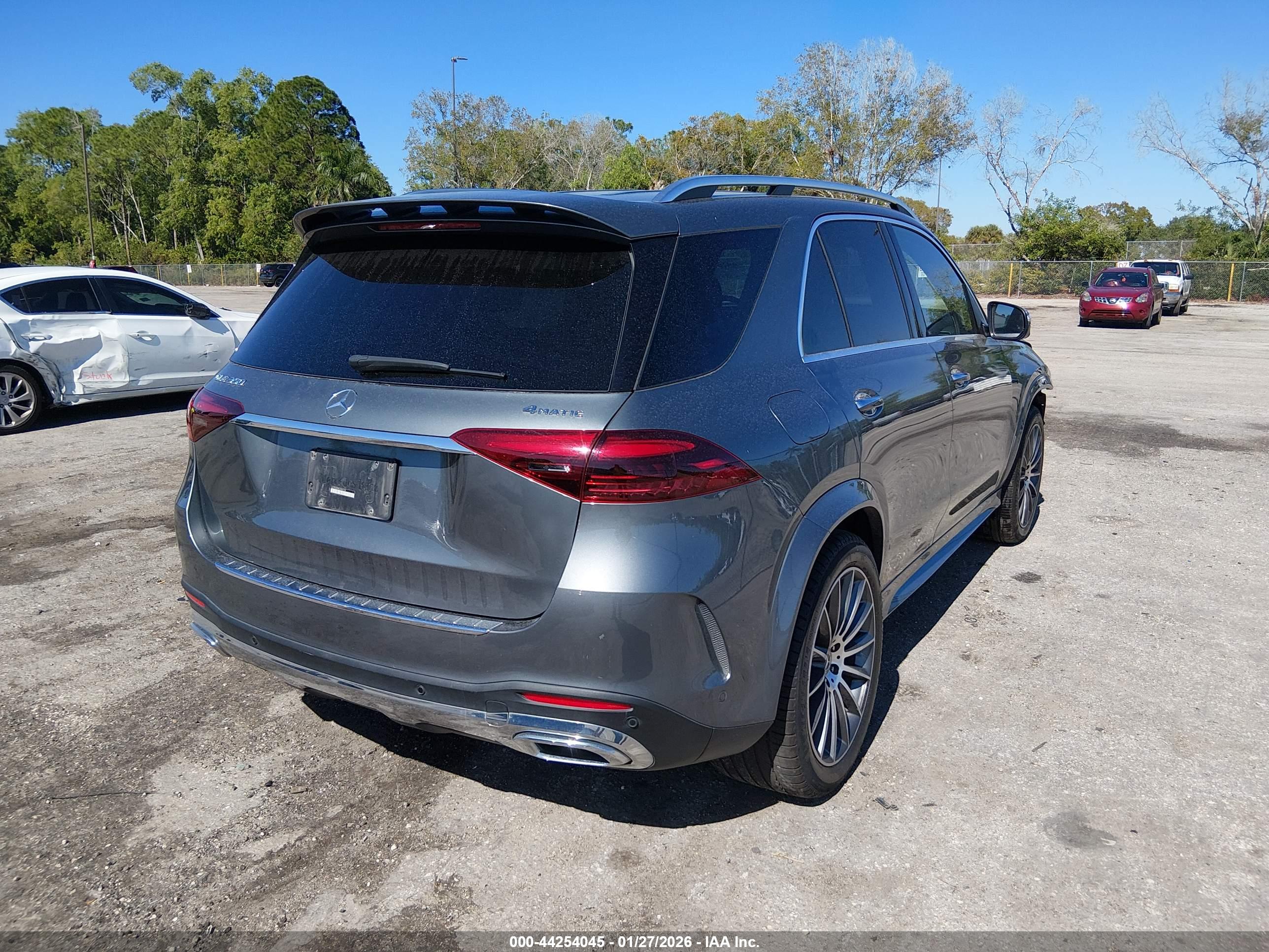 MERCEDES-BENZ GLE image 4