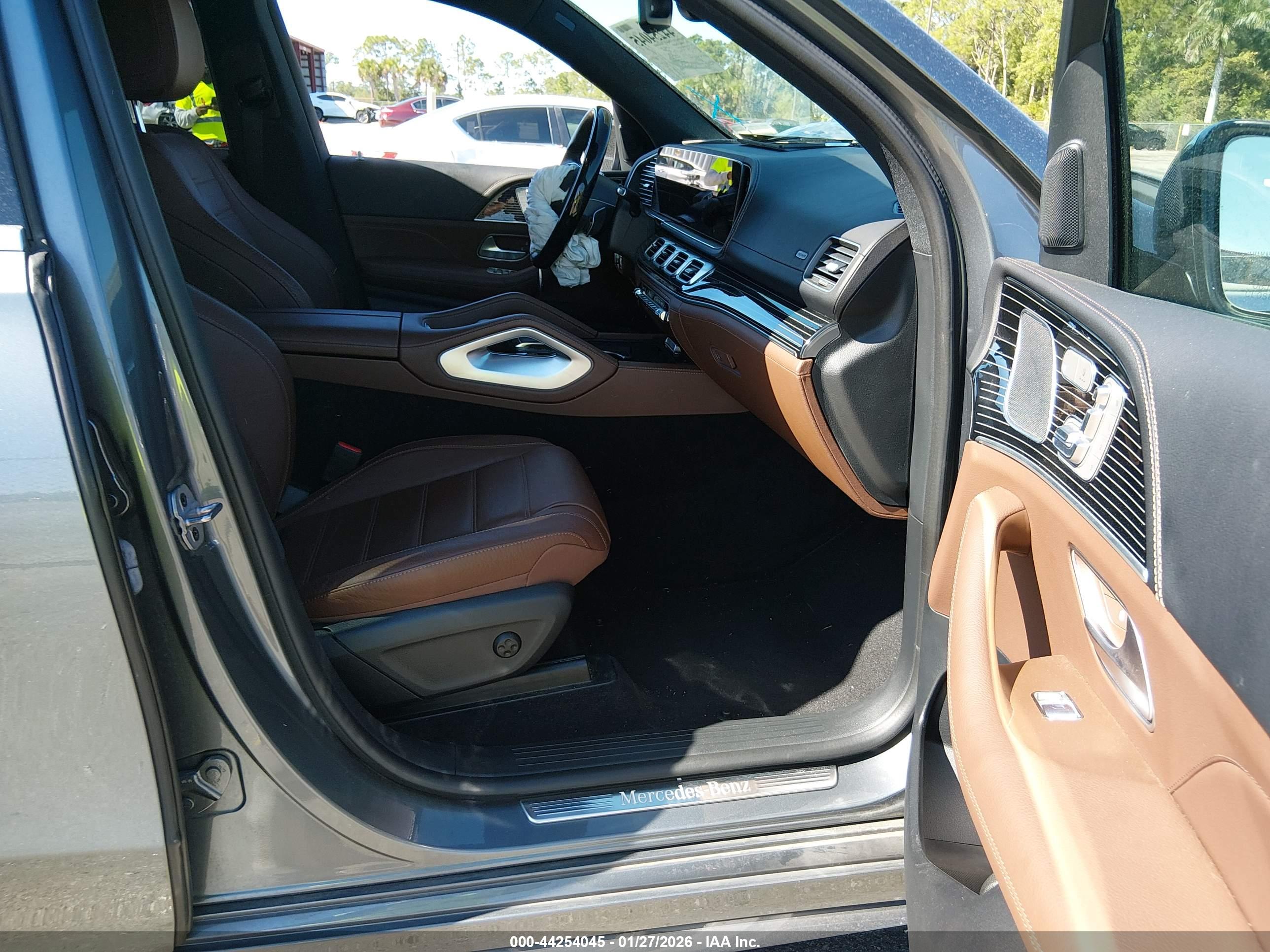 MERCEDES-BENZ GLE image 5