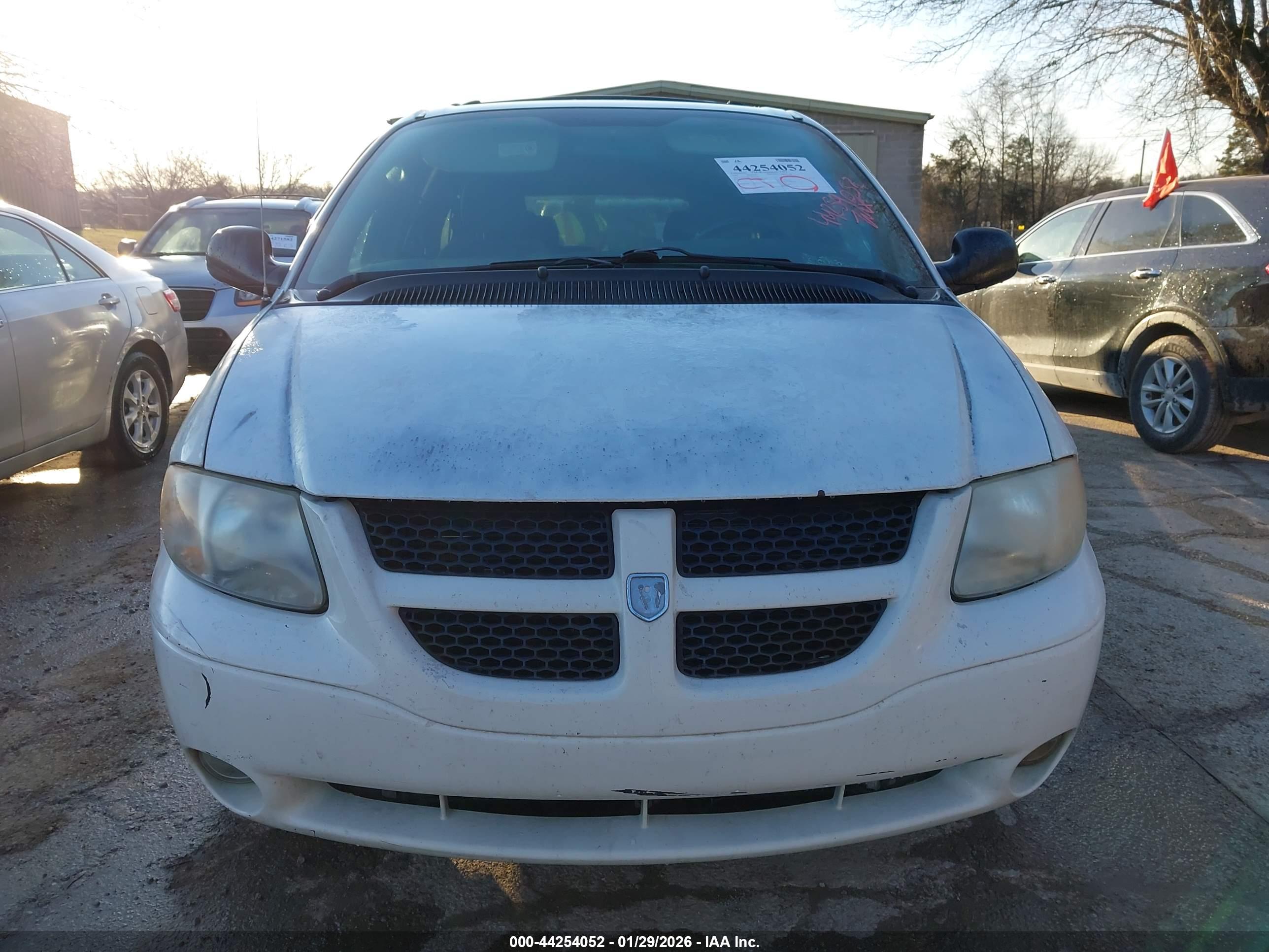 DODGE GRAND image 6