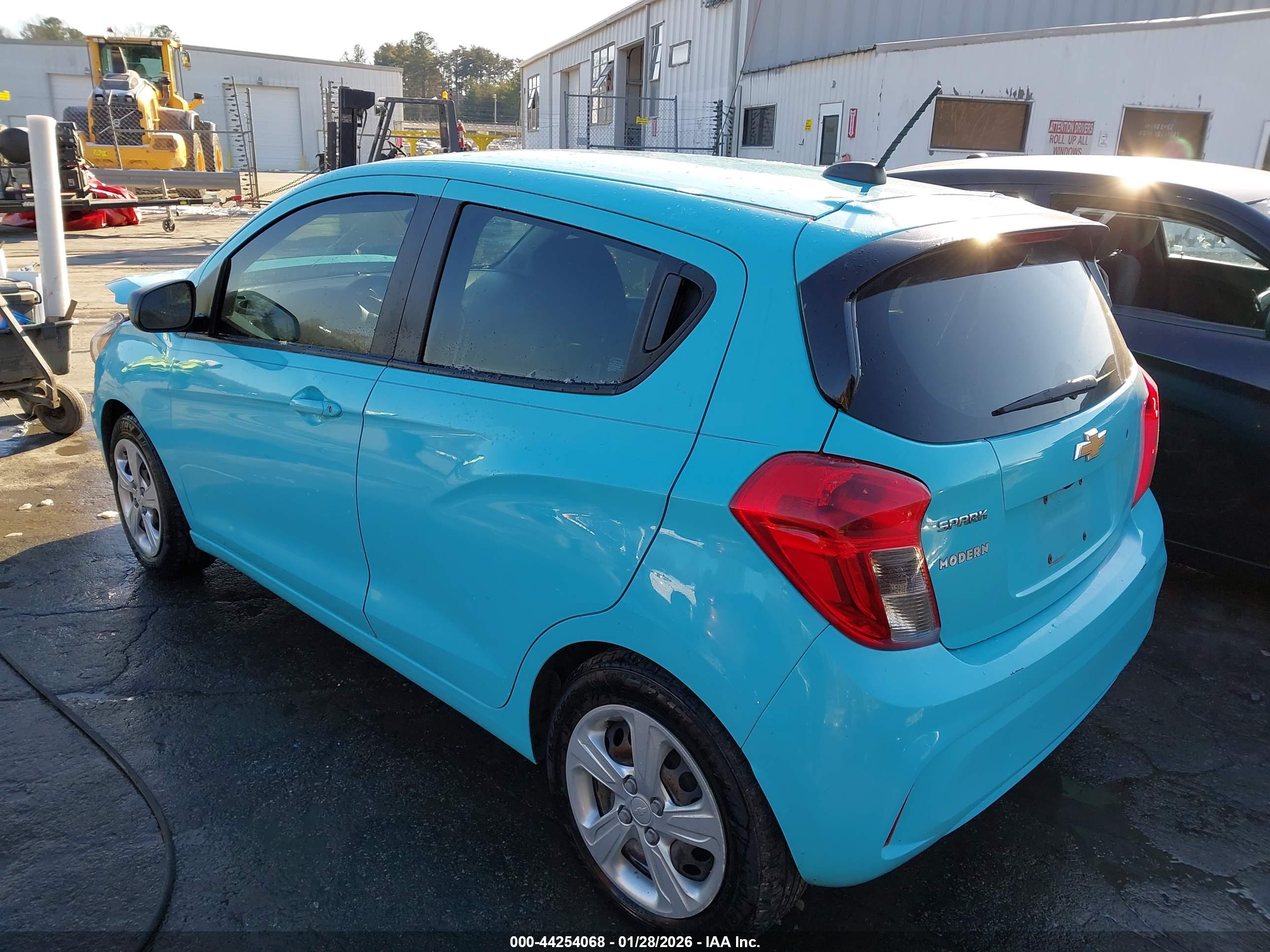 CHEVROLET SPARK image 3