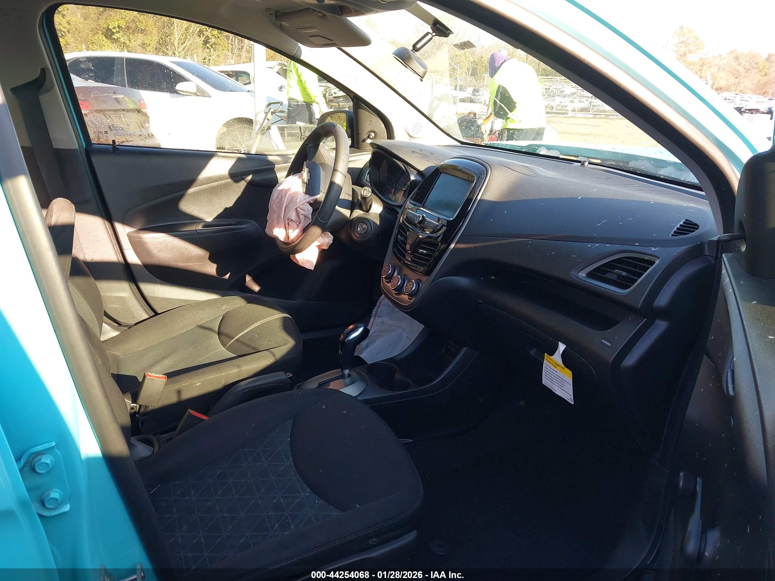 CHEVROLET SPARK image 5