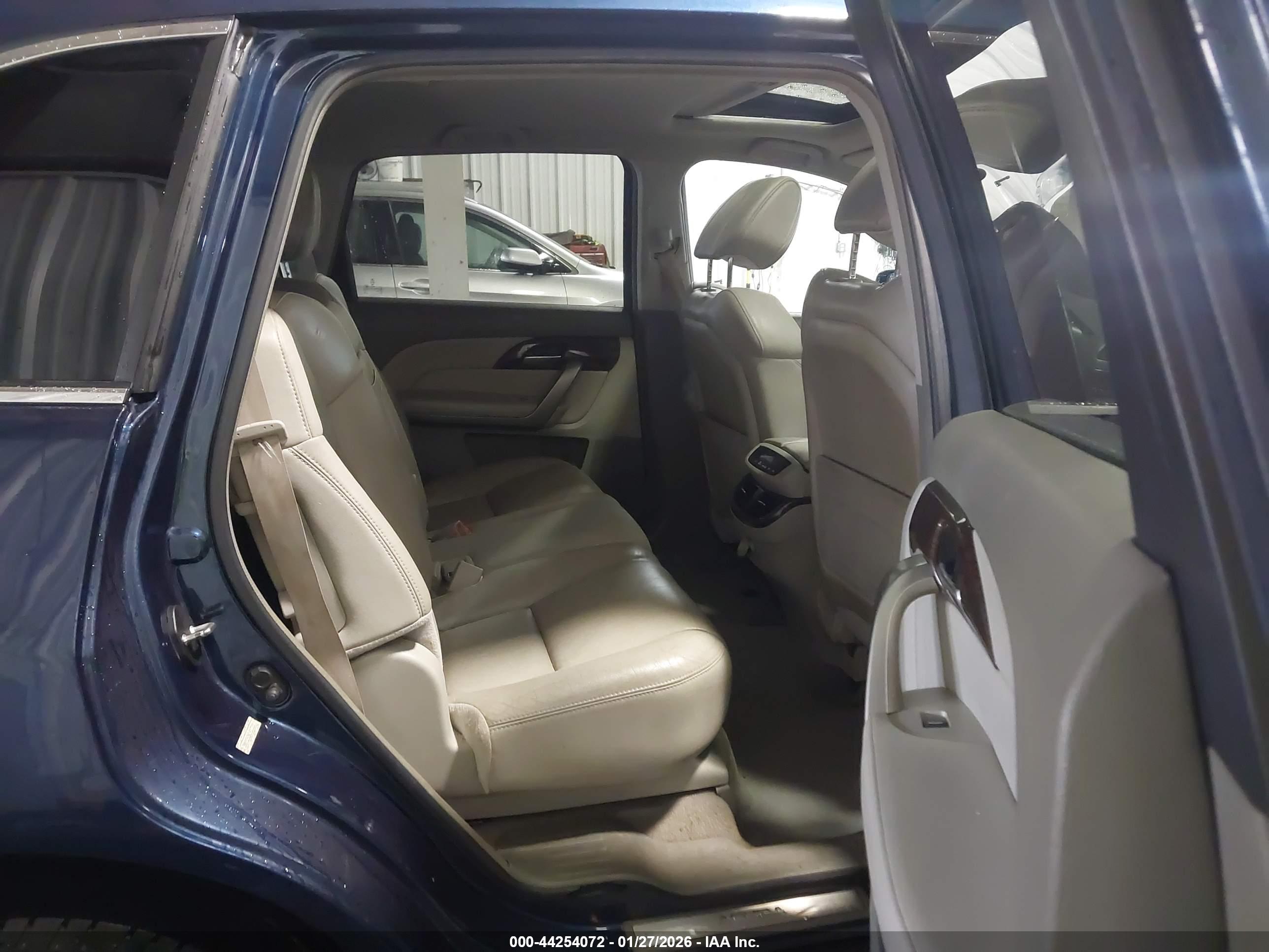 ACURA MDX image 8