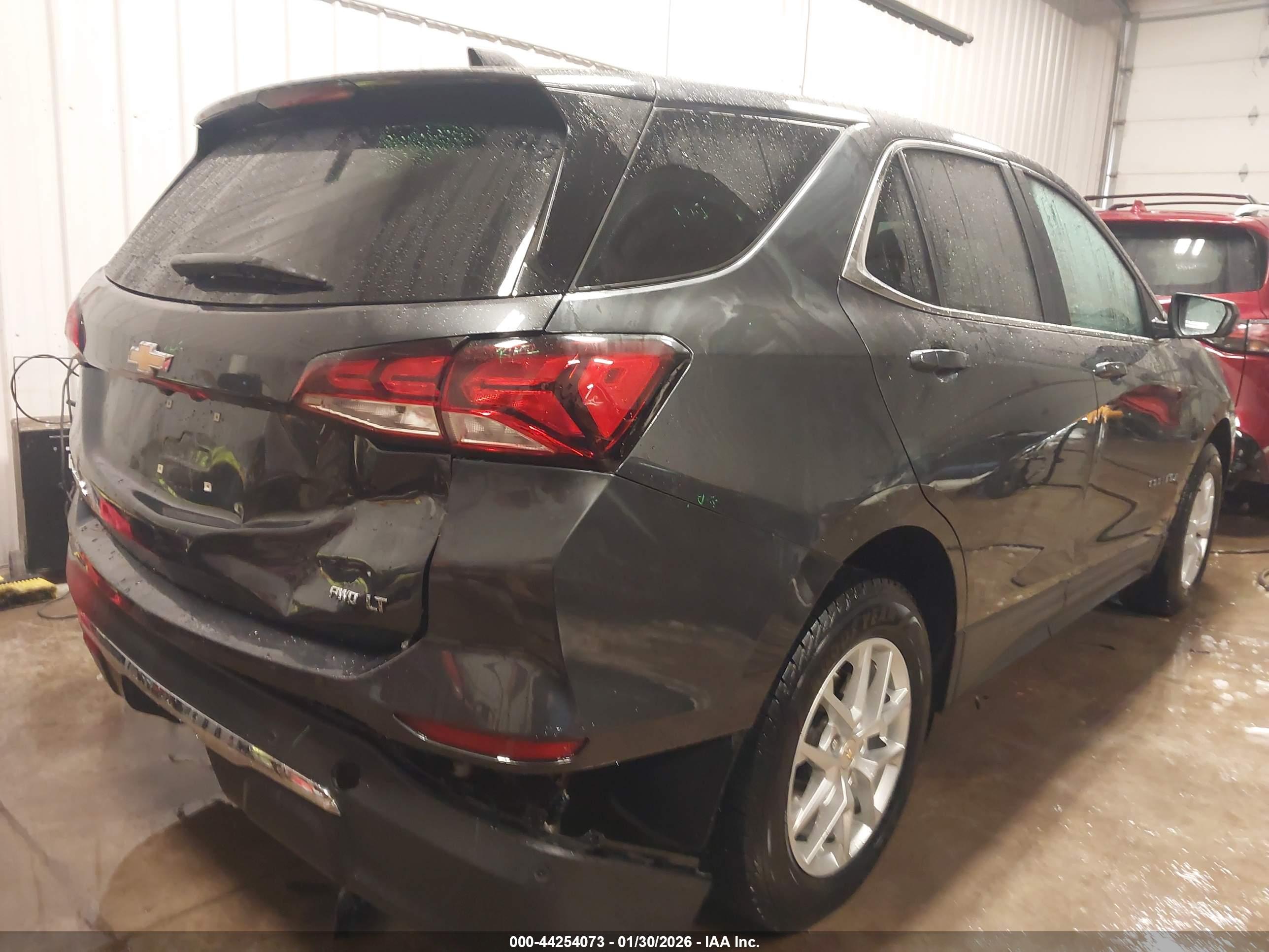 CHEVROLET EQUINOX image 6