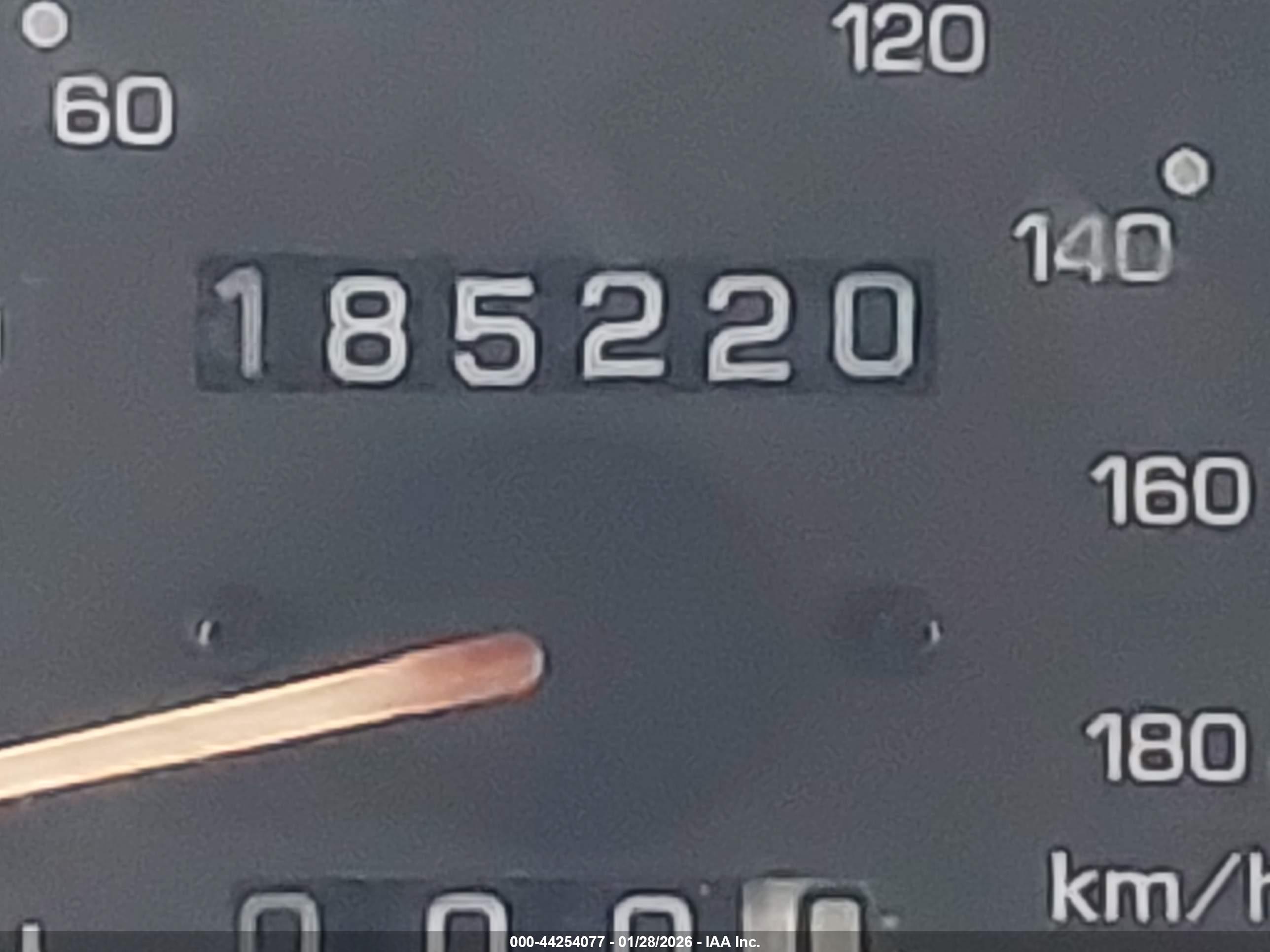 TOYOTA 4RUNNER image 7