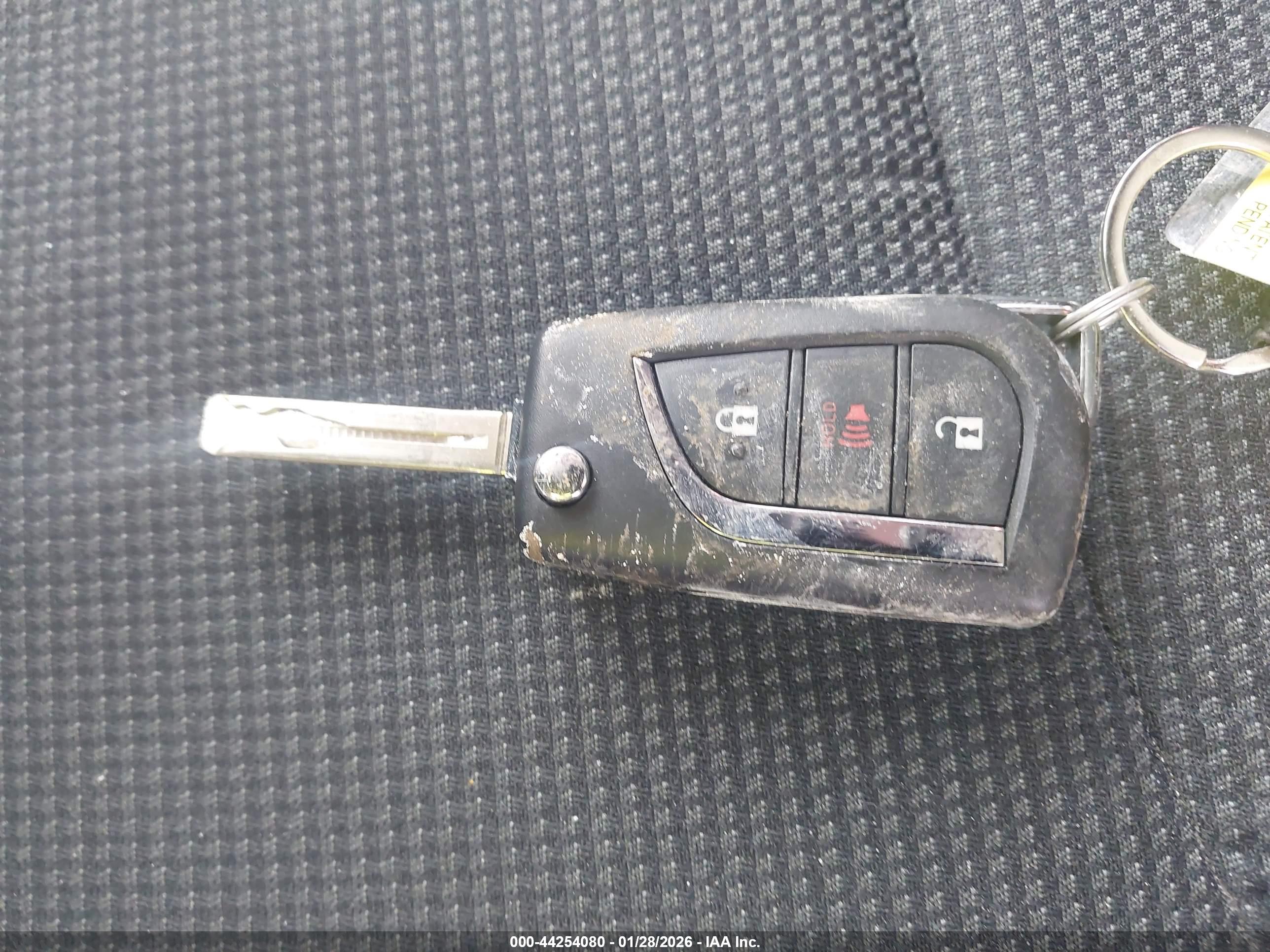 TOYOTA RAV4 image 11