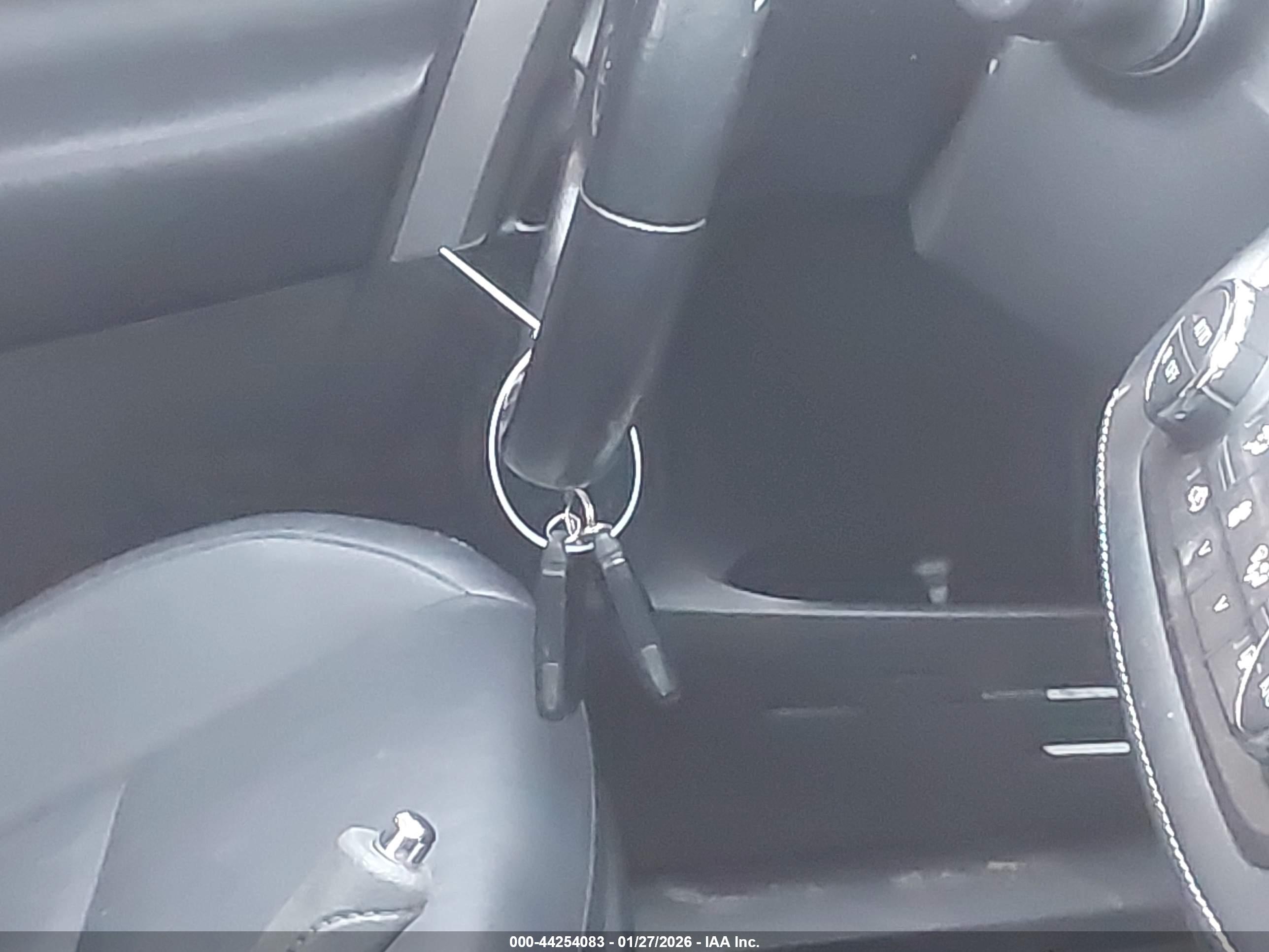 TOYOTA RAV4 image 11
