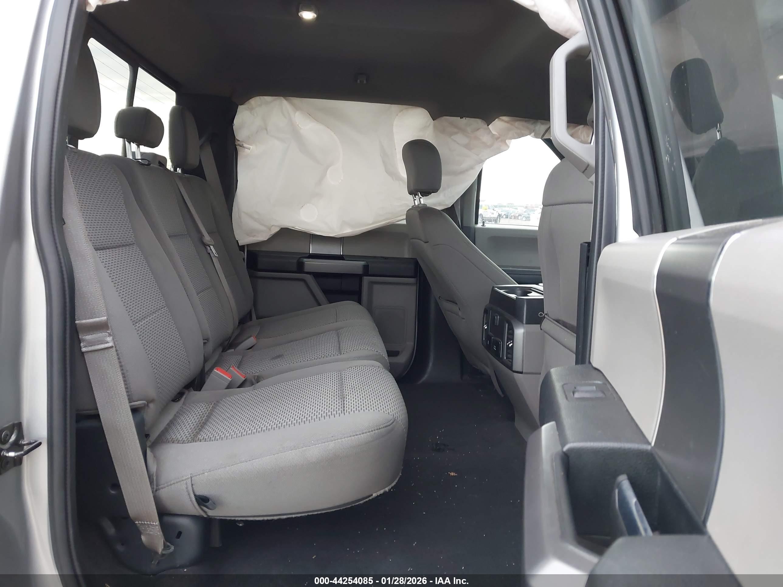 FORD F-150 image 8
