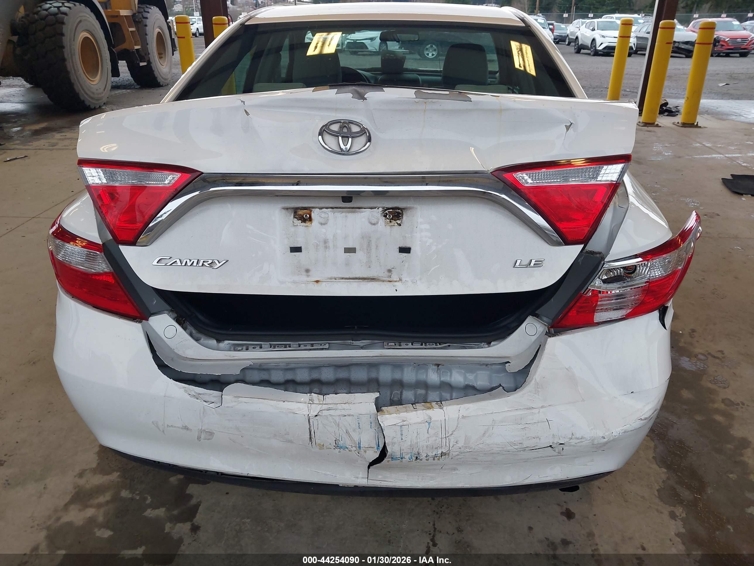 TOYOTA CAMRY image 6