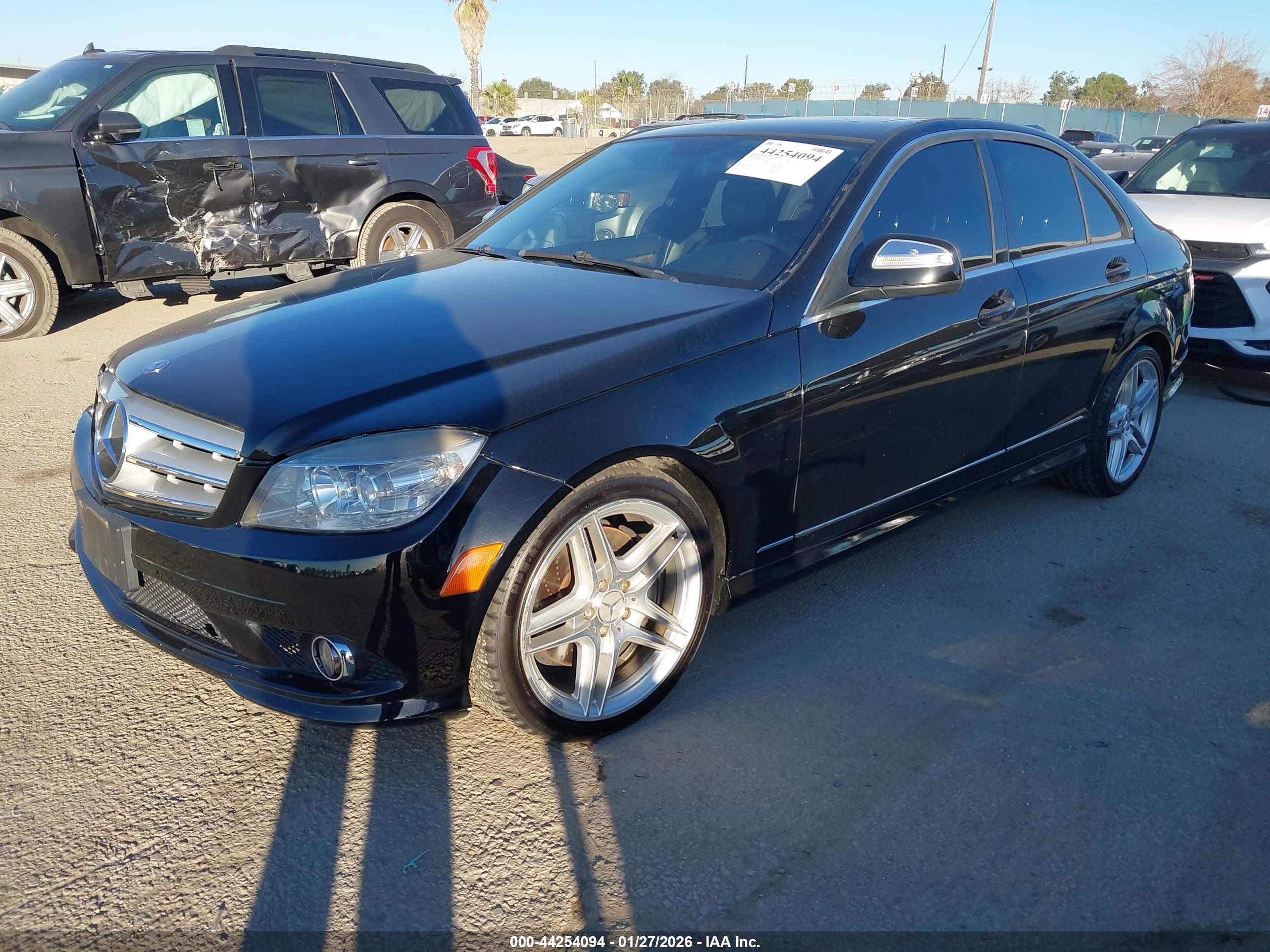 MERCEDES-BENZ C image 2