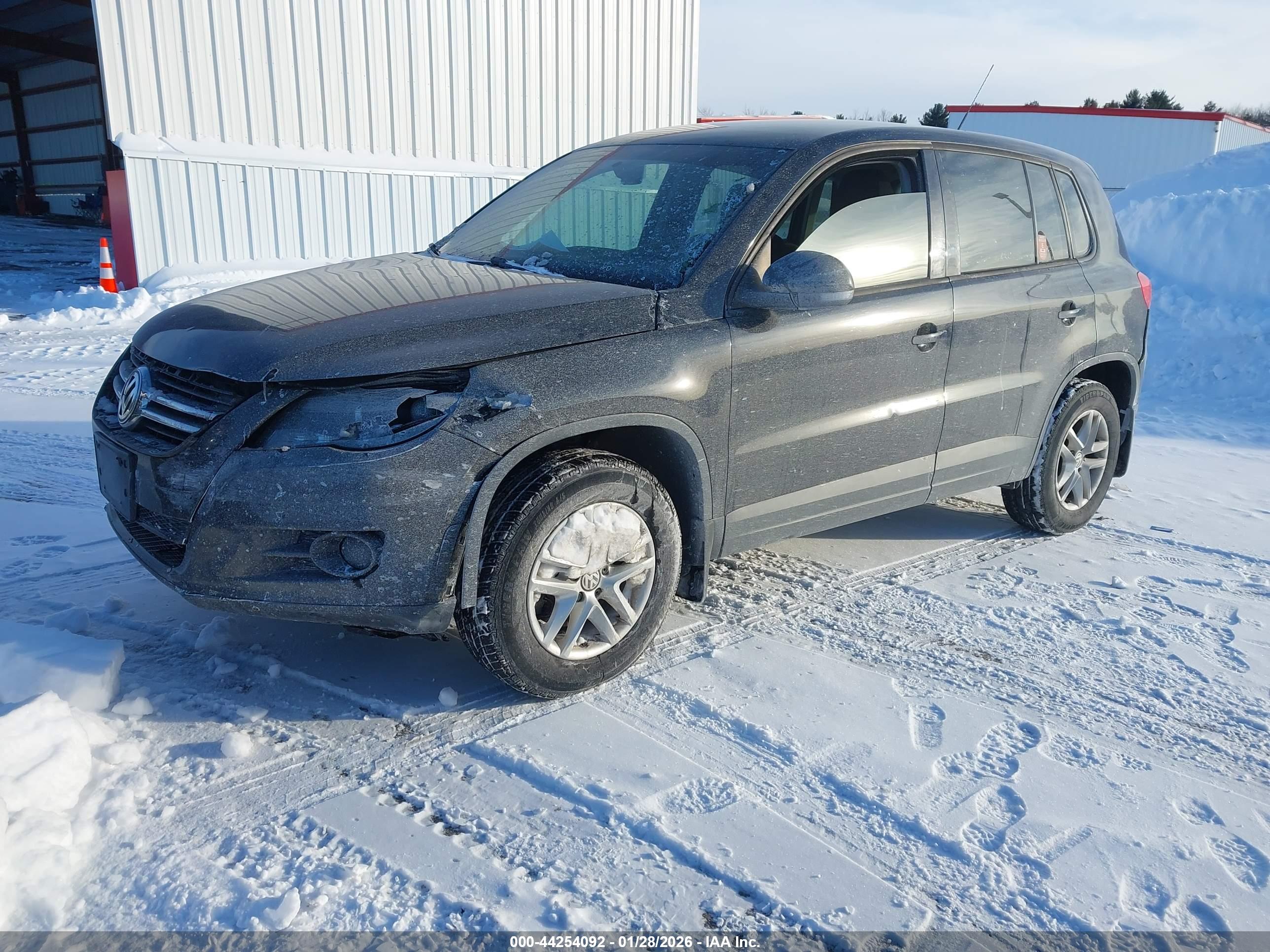 VOLKSWAGEN TIGUAN image 2
